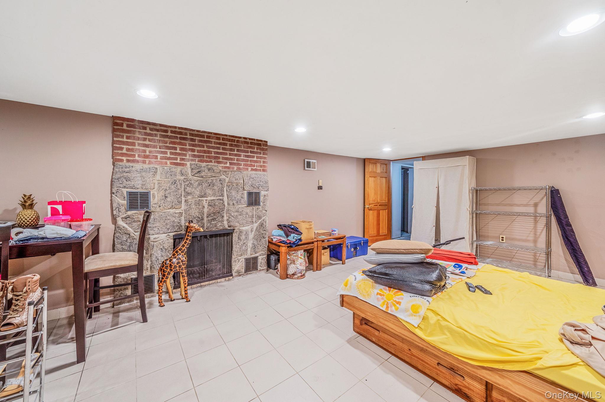 92 Parkhill Avenue – For Sale photo 22