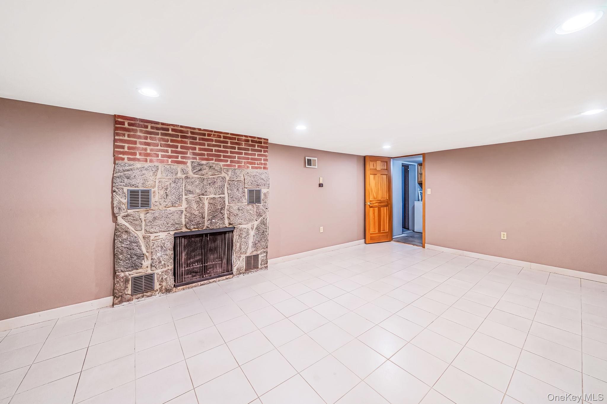92 Parkhill Avenue – For Sale photo 21