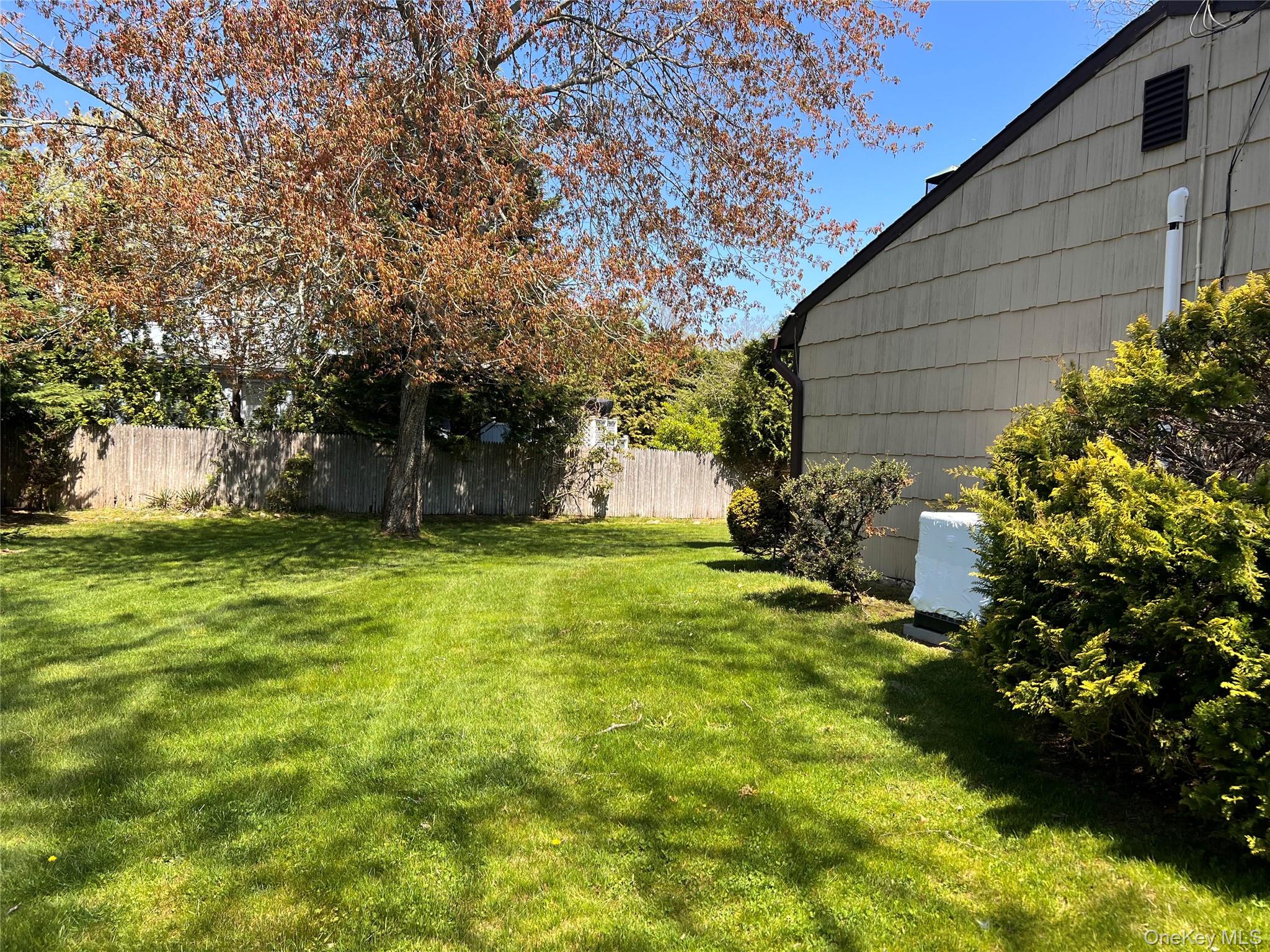 27 W Tiana Road, Unit A photo 18