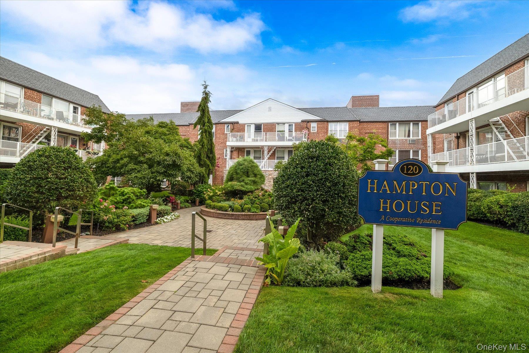 120 Morris Avenue, Unit C9