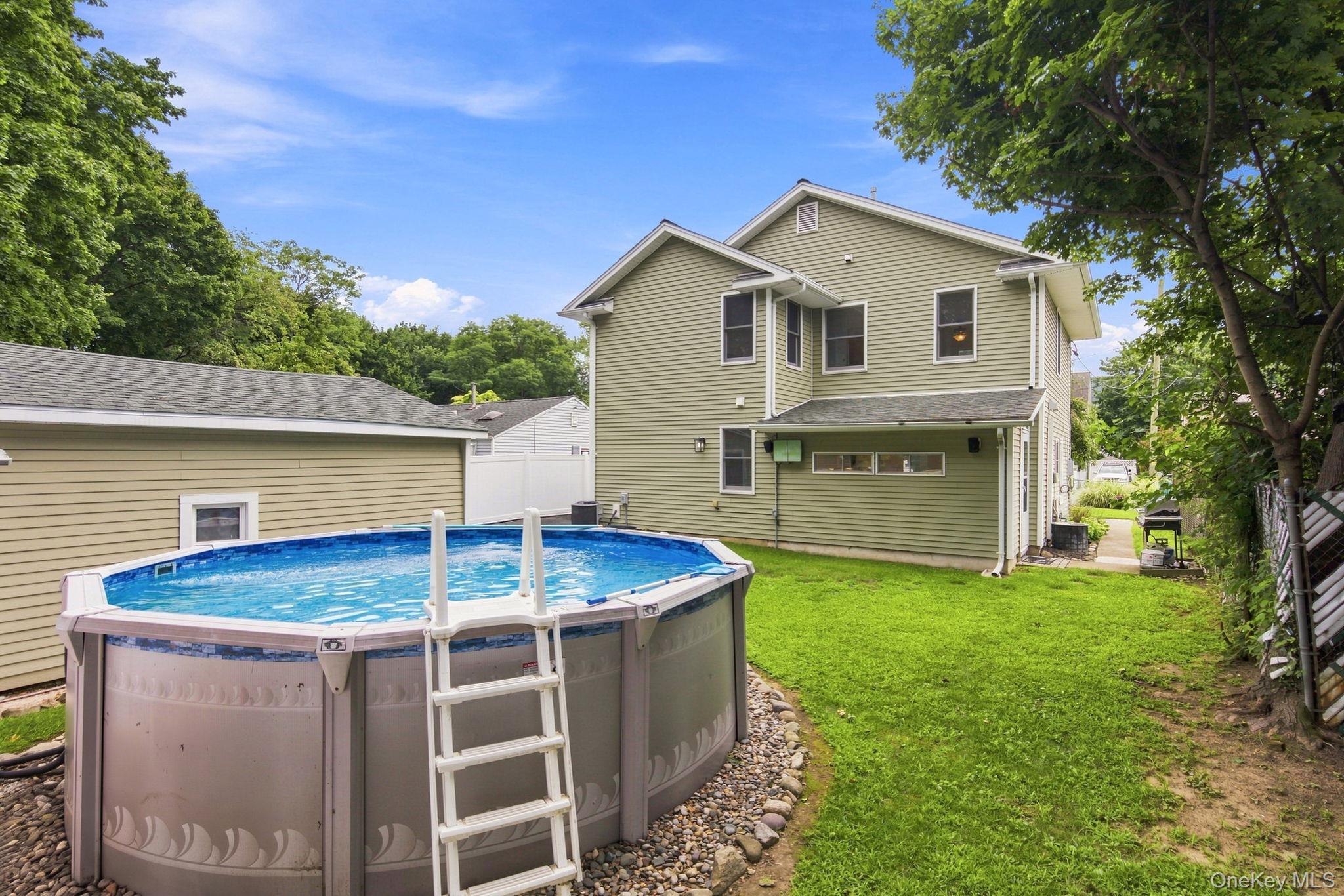 10 Kwiecinski Street – For Sale photo 26
