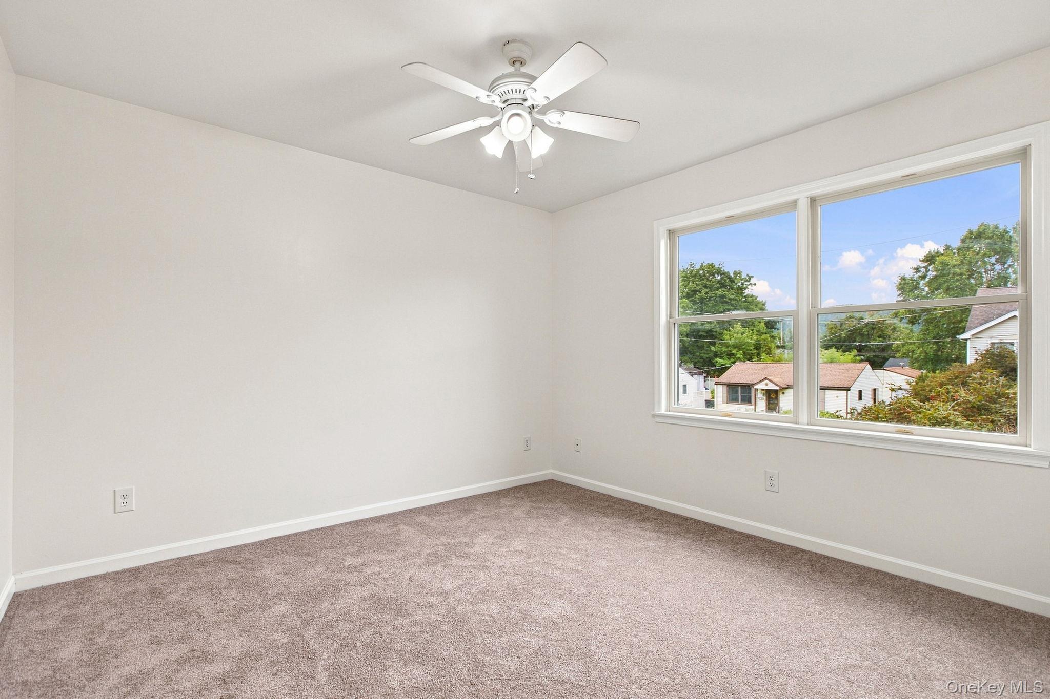 10 Kwiecinski Street – For Sale photo 19