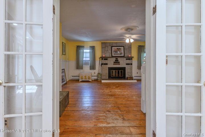 97 Leslie Road – For Sale photo 9