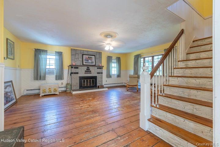 97 Leslie Road – For Sale photo 11