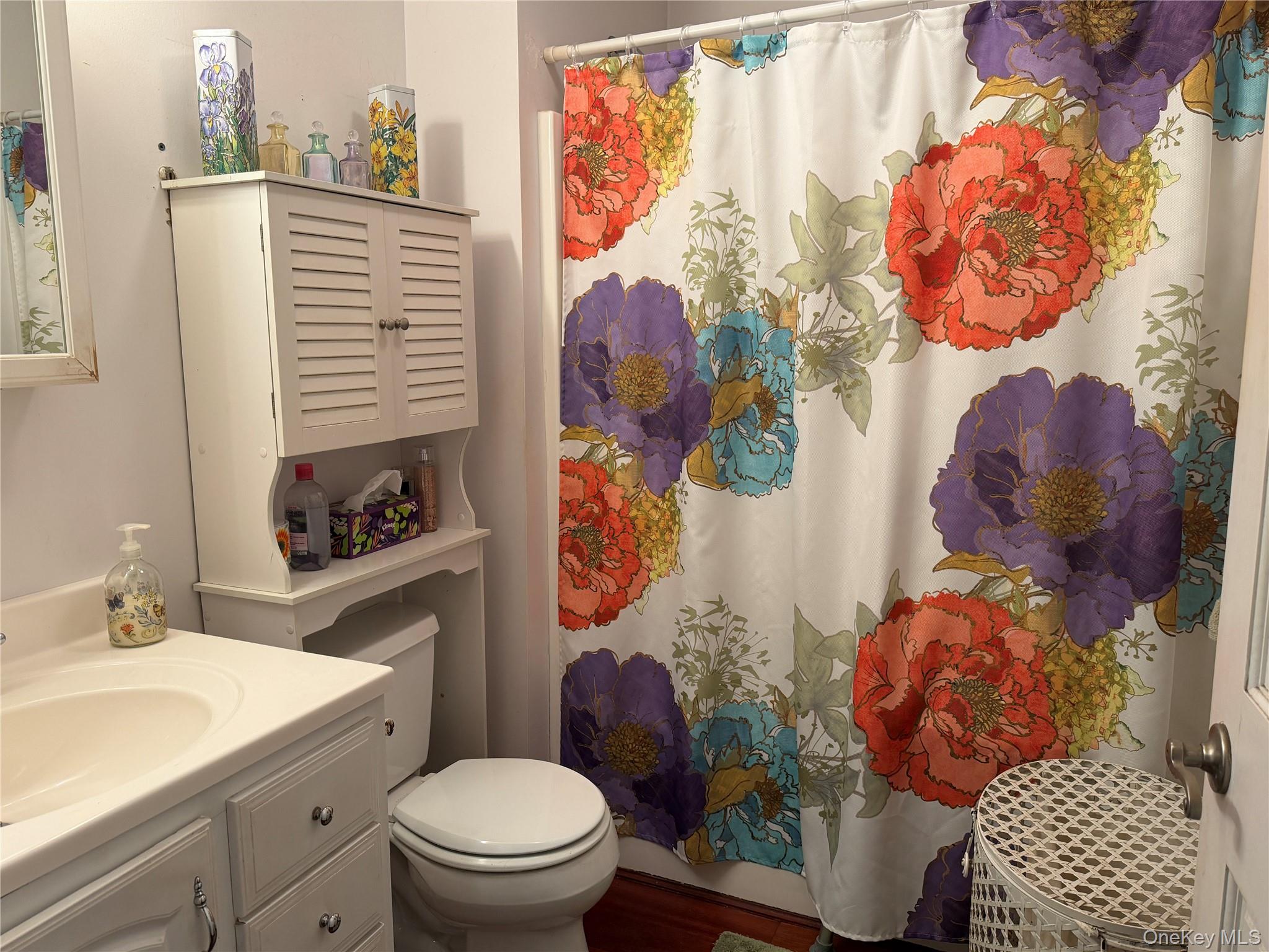 97 Leslie Road – For Sale photo 2