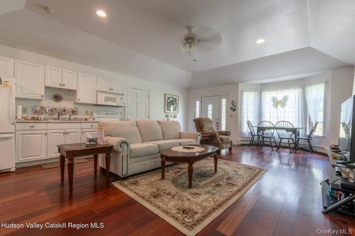 97 Leslie Road – For Sale photo 26
