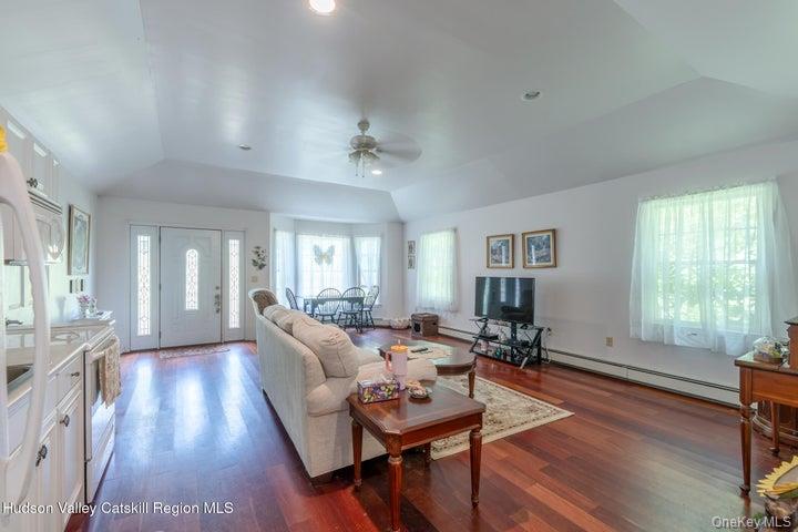 97 Leslie Road – For Sale photo 29