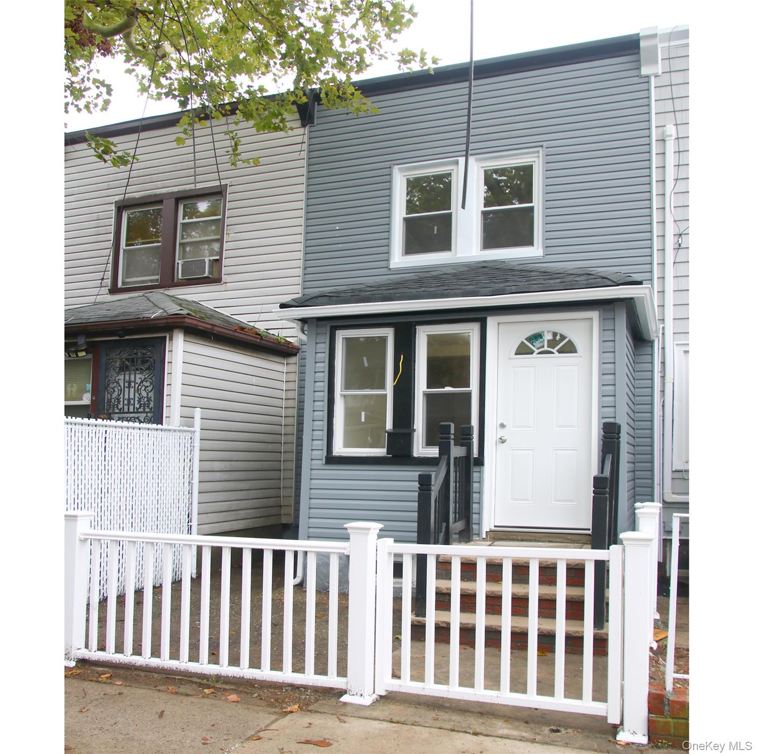 15403 118th Avenue – For Sale