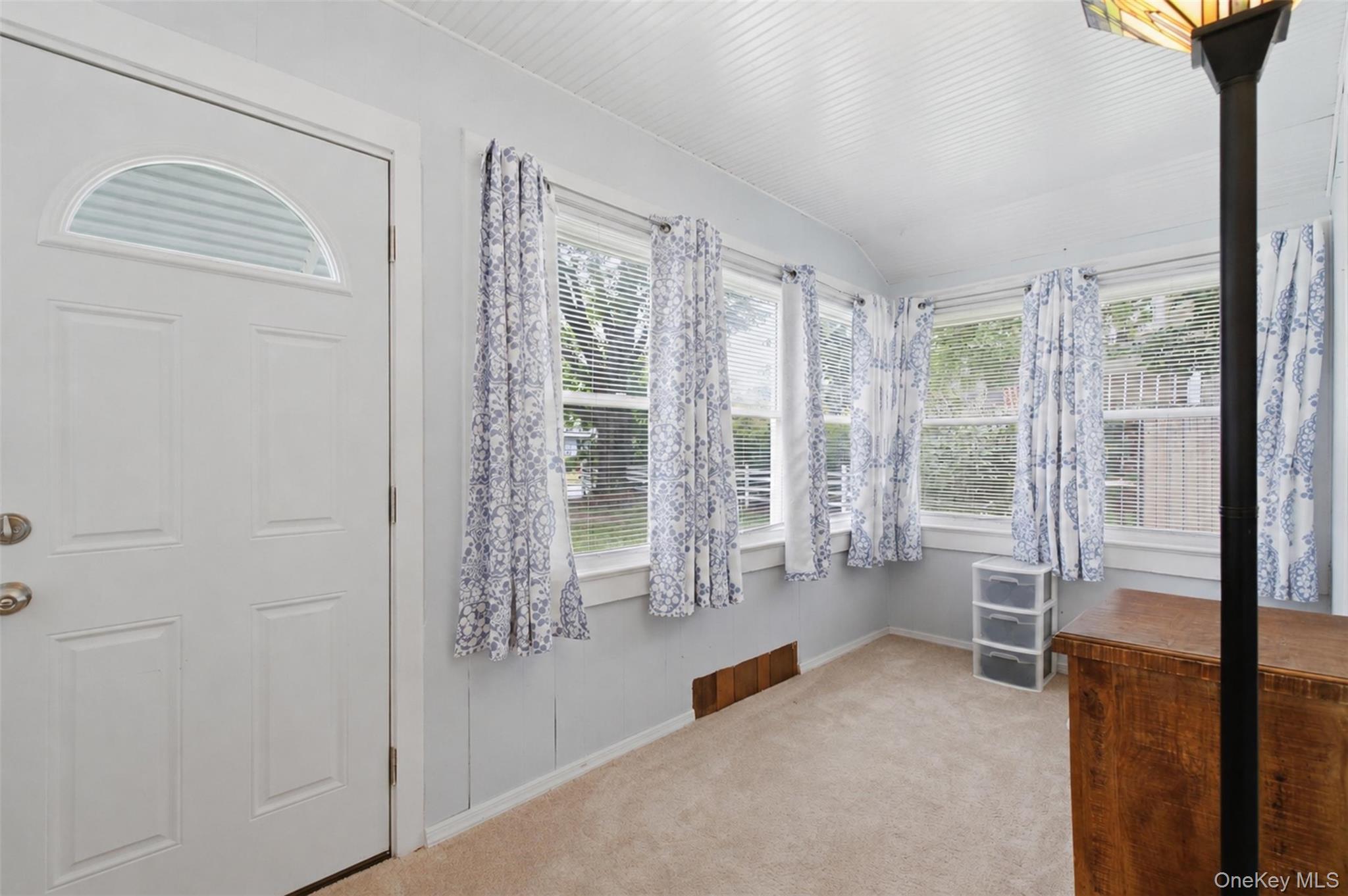 24 Round Lake Avenue – For Sale photo 16