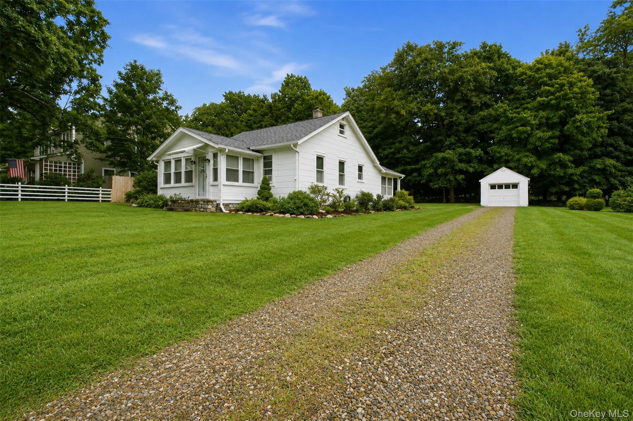 24 Round Lake Avenue – For Sale photo 2