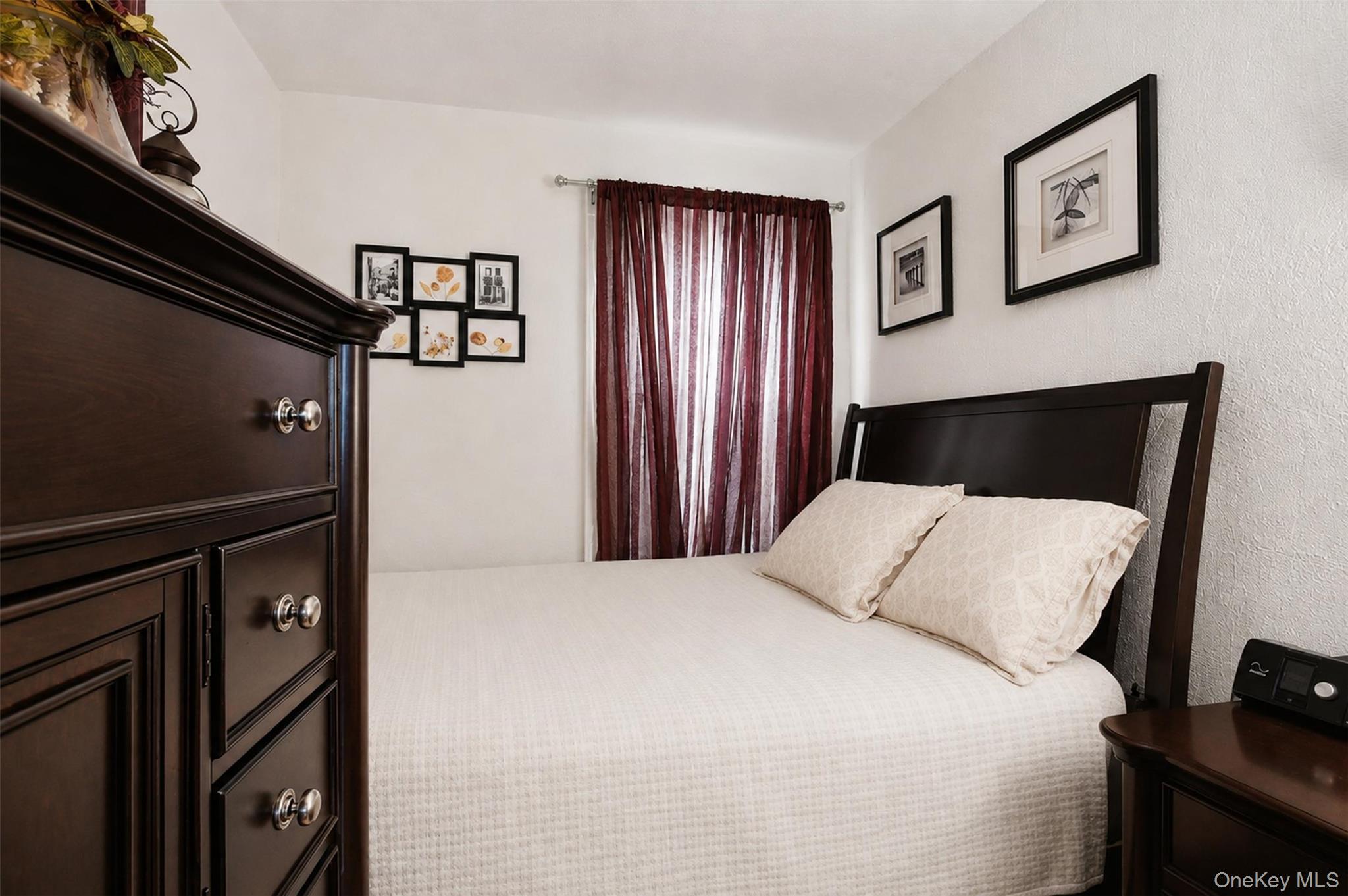 24 Round Lake Avenue – For Sale photo 13