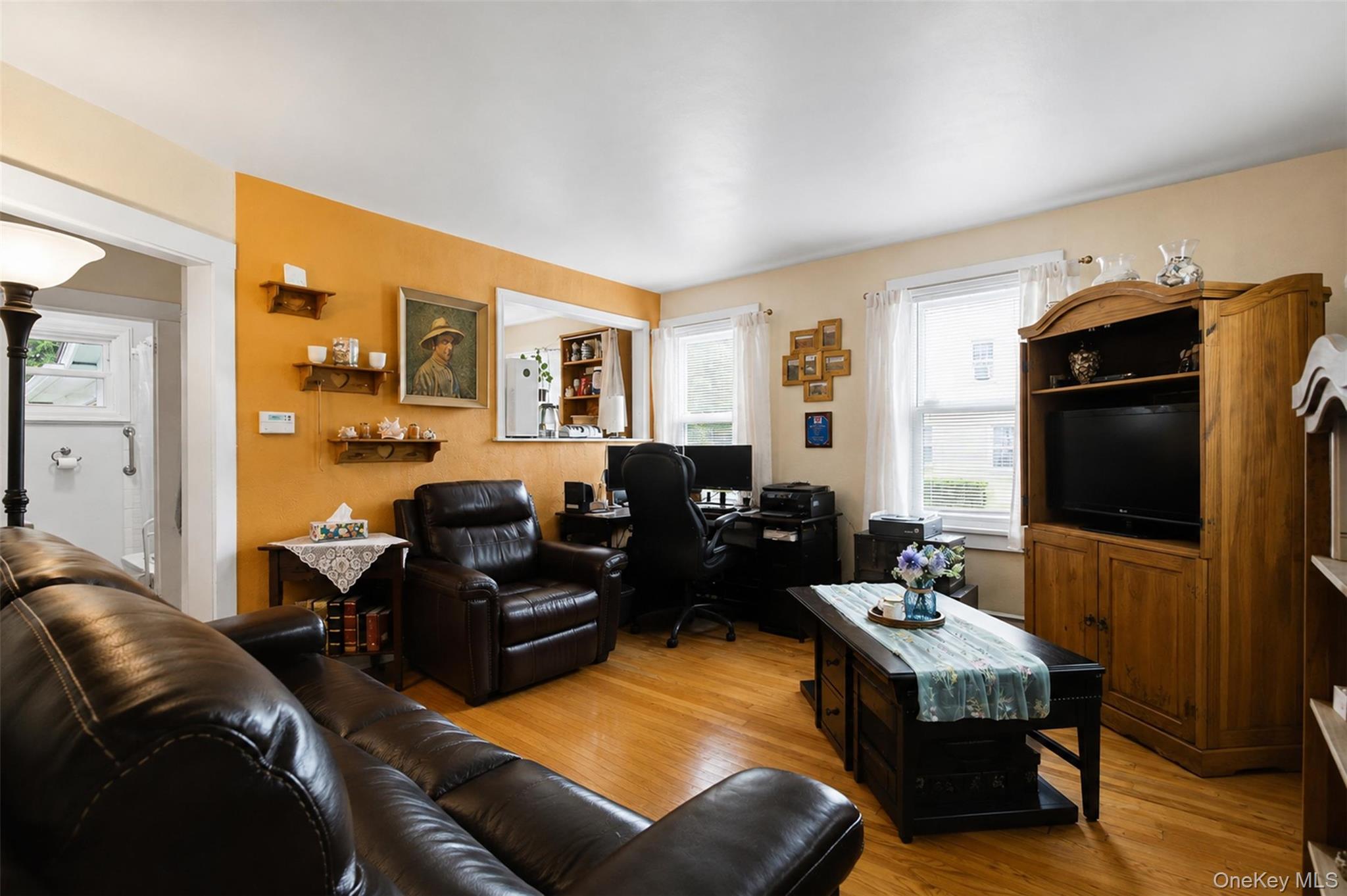 24 Round Lake Avenue – For Sale photo 10