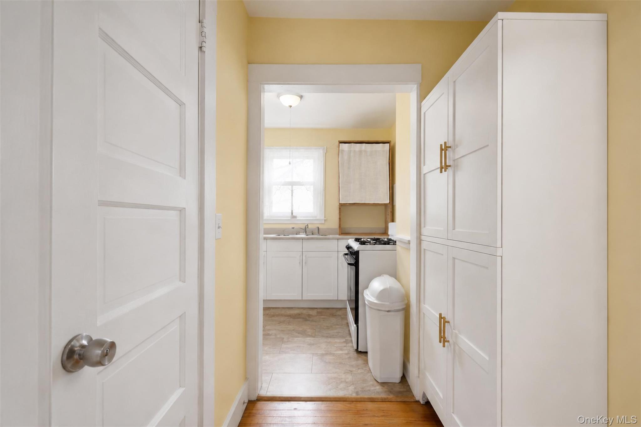 24 Round Lake Avenue – For Sale photo 7