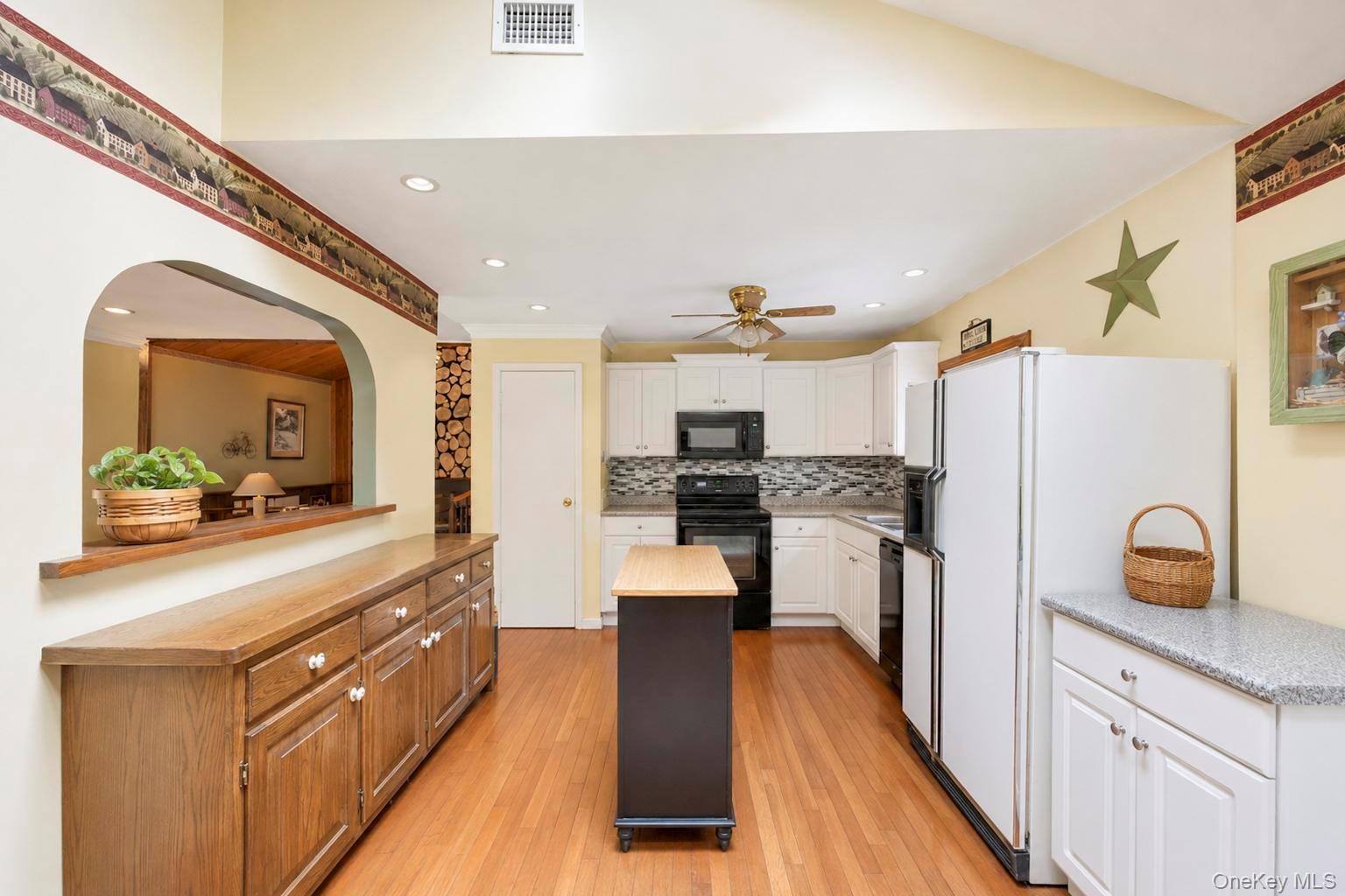 40 Nantucket Drive – For Sale photo 28