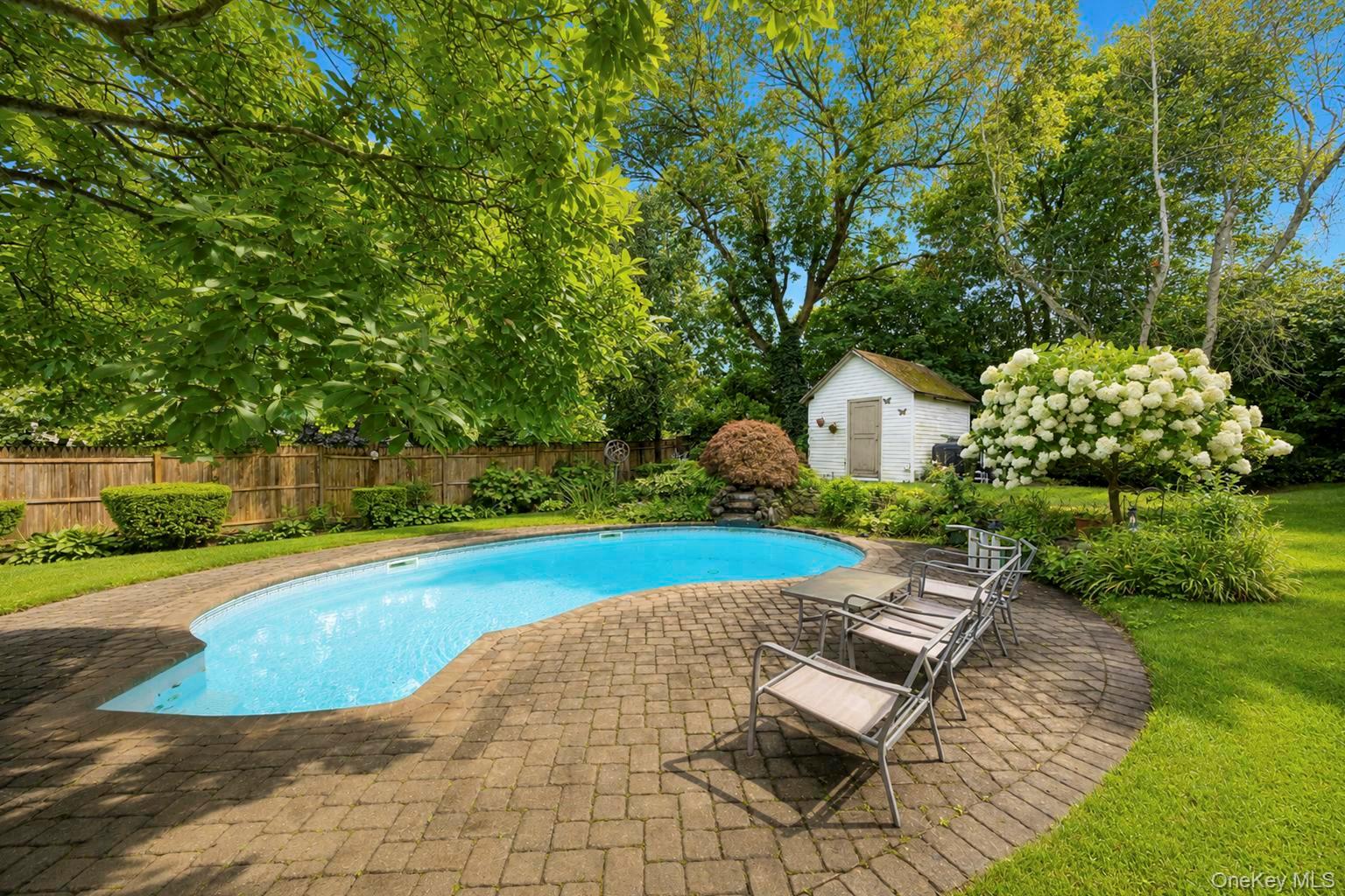 40 Nantucket Drive – For Sale photo 8