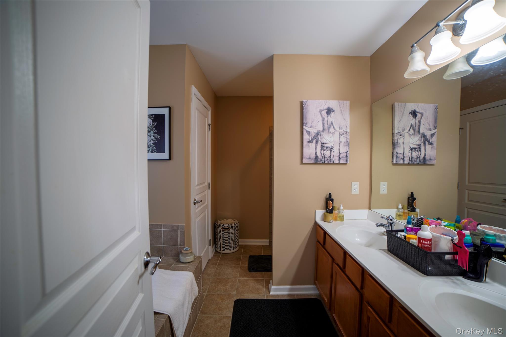10 Bainbridge Place, Unit 704 photo 17