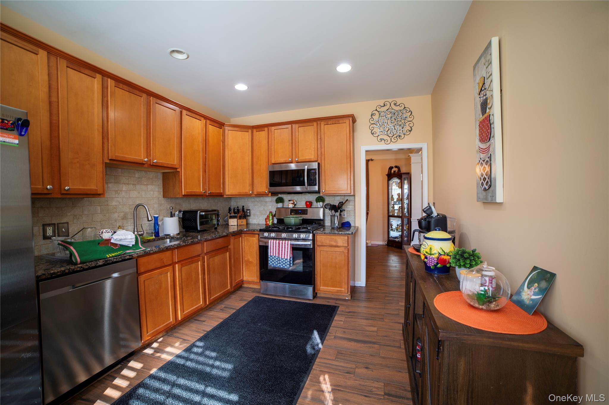 10 Bainbridge Place, Unit 704 photo 8