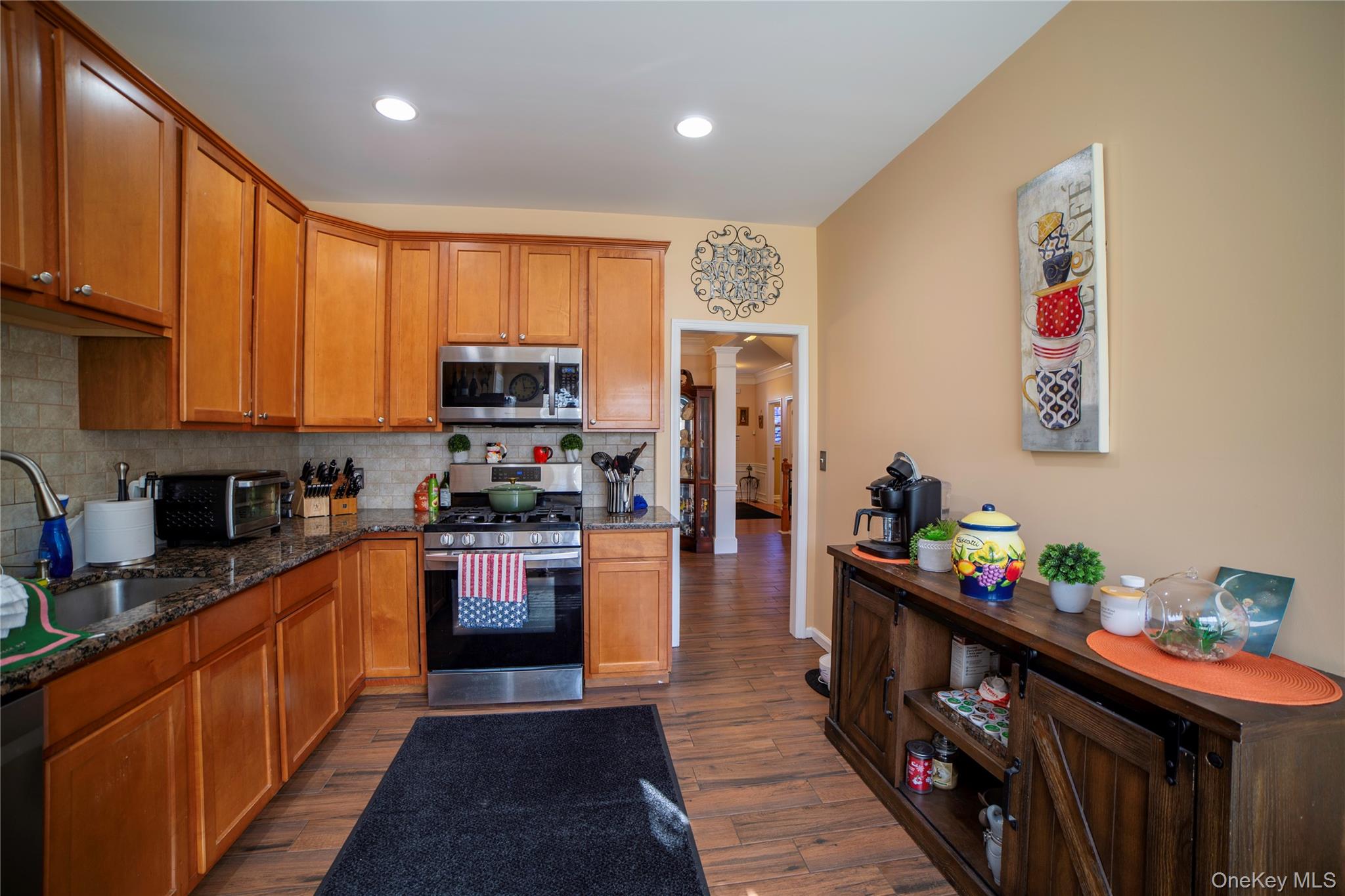 10 Bainbridge Place, Unit 704 photo 7