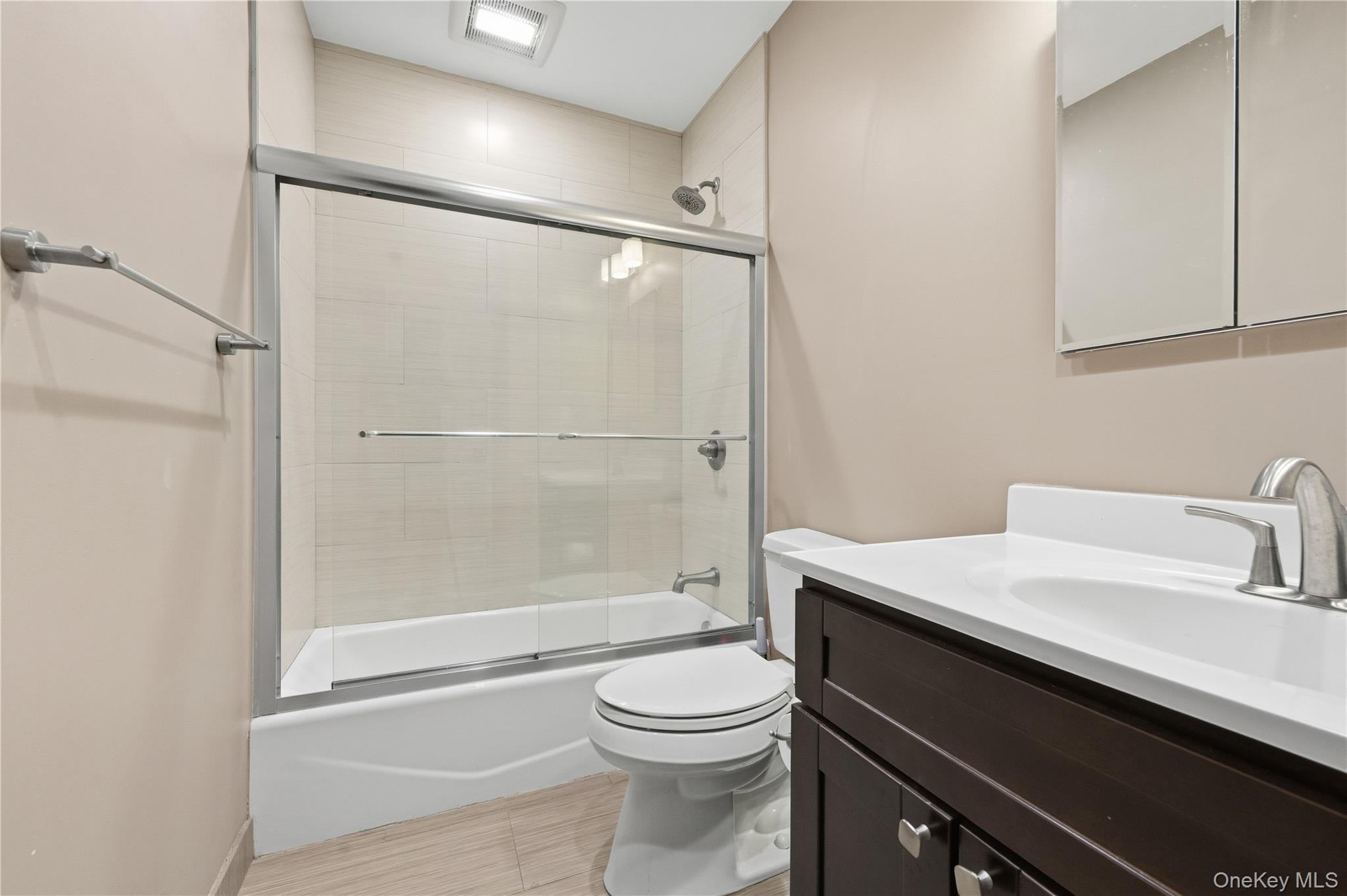 59-17 Kissena Boulevard, Unit 2FL photo 7