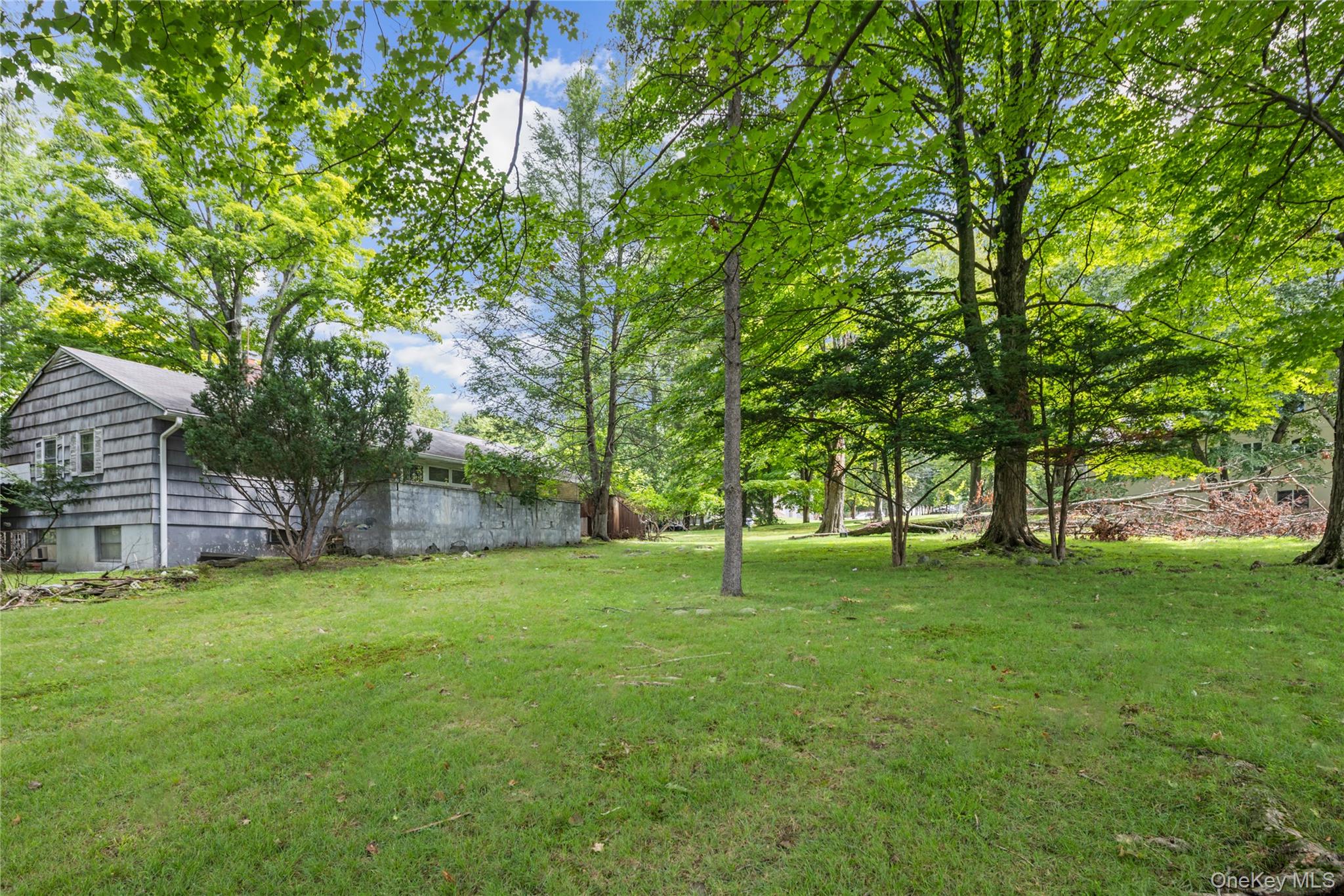 1 Langeries Drive – For Sale photo 21