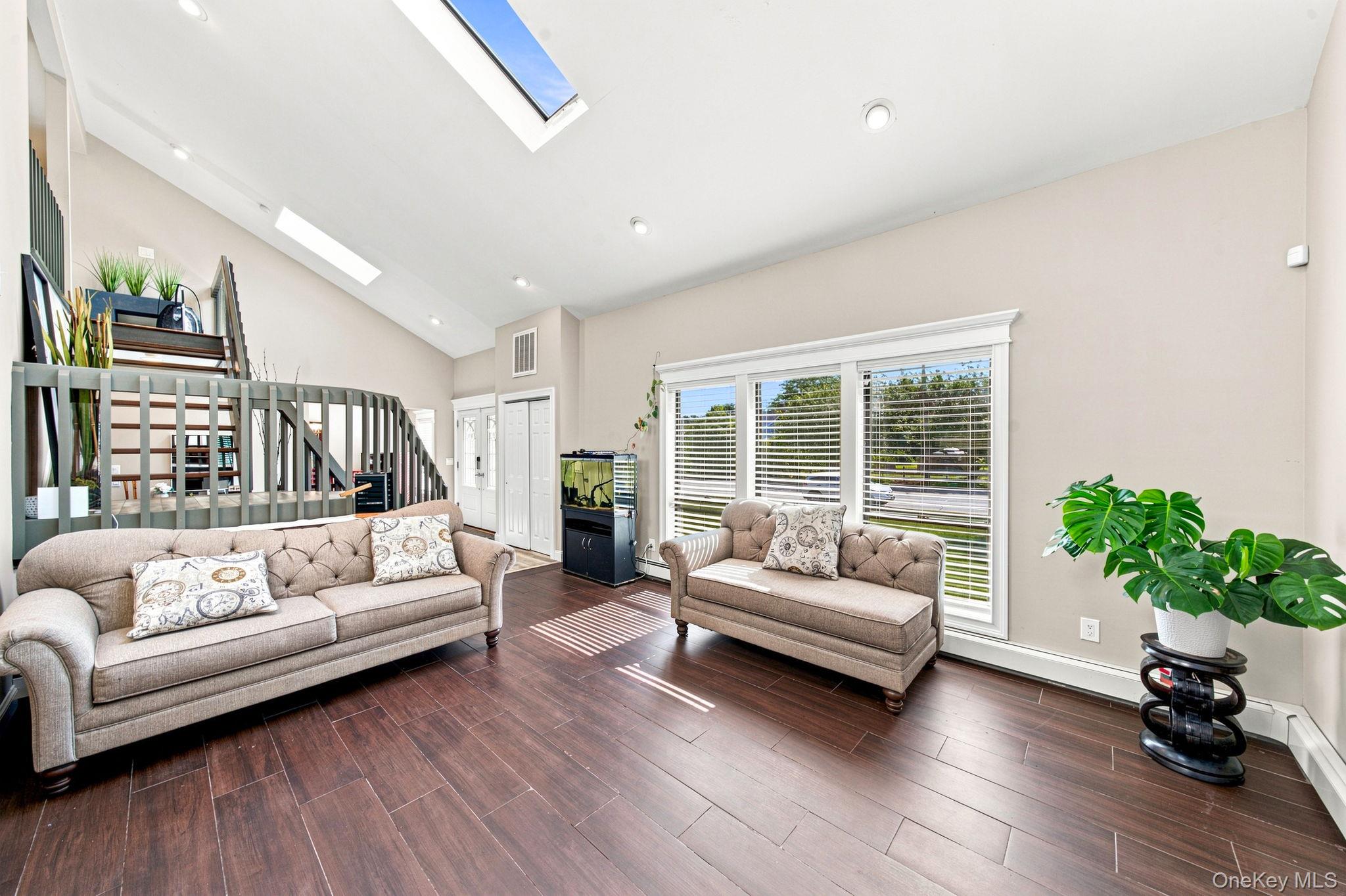 53 Miller Place Road – For Sale photo 8