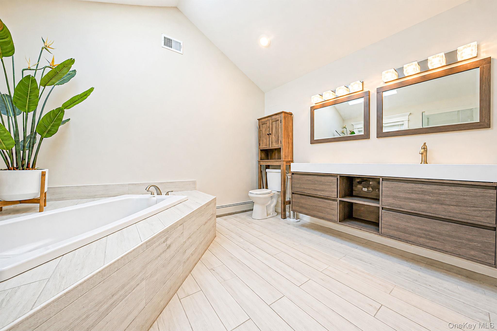 53 Miller Place Road – For Sale photo 25