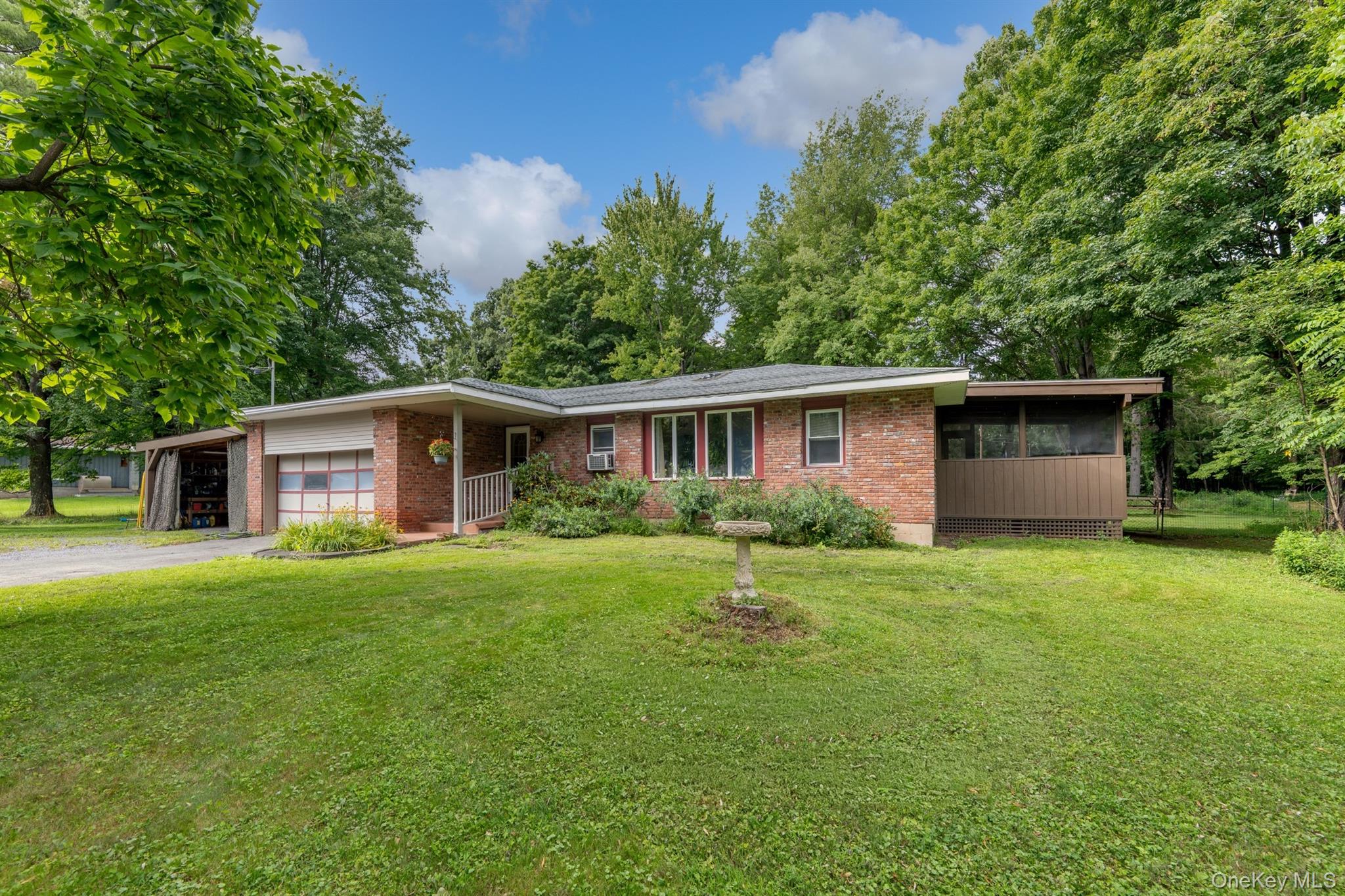 104 Park Place – For Sale
