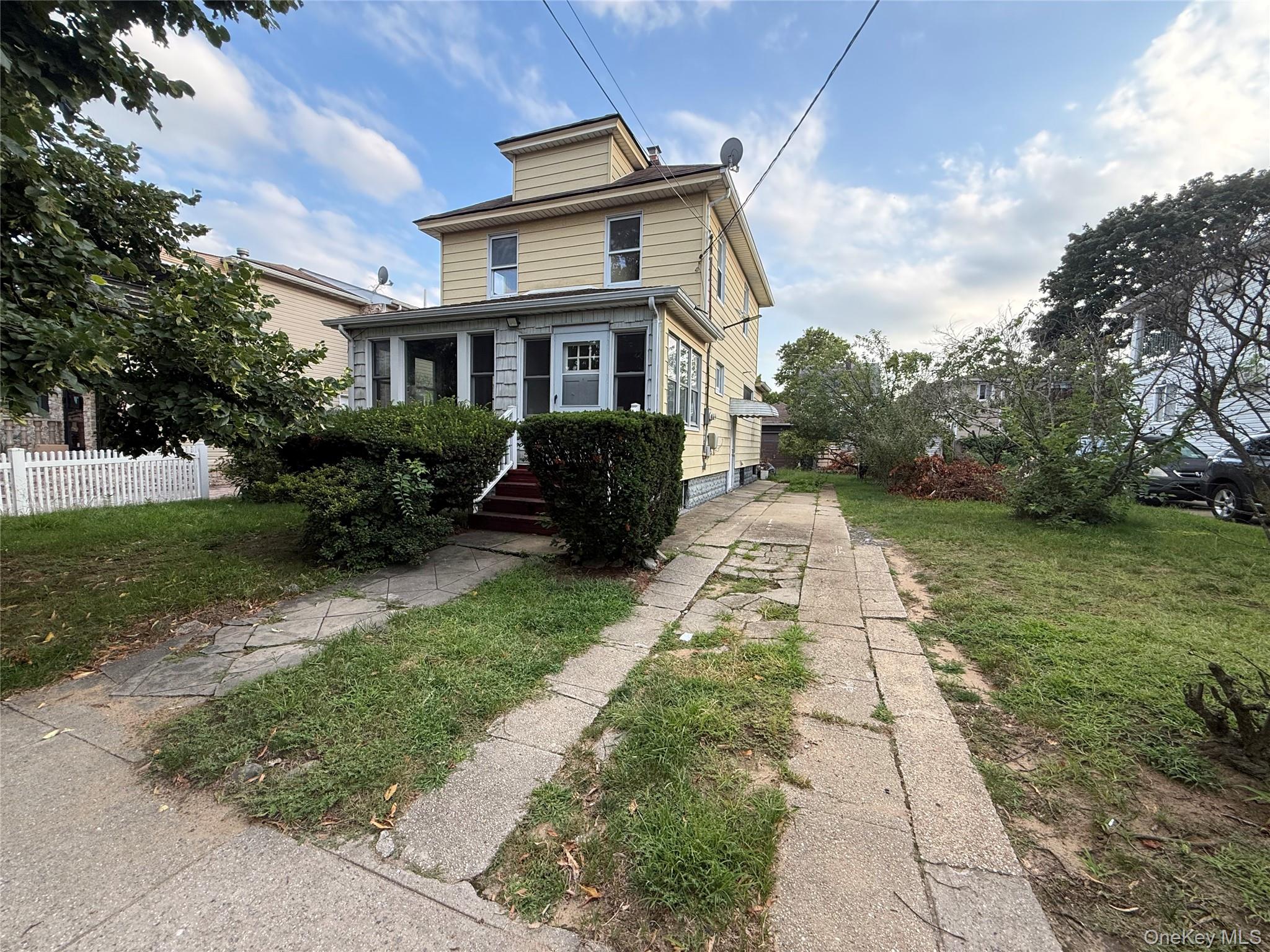 24322 Weller Avenue – For Sale