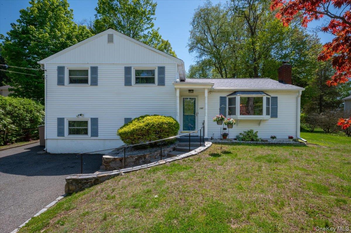 147 Lockwood Road – For Sale