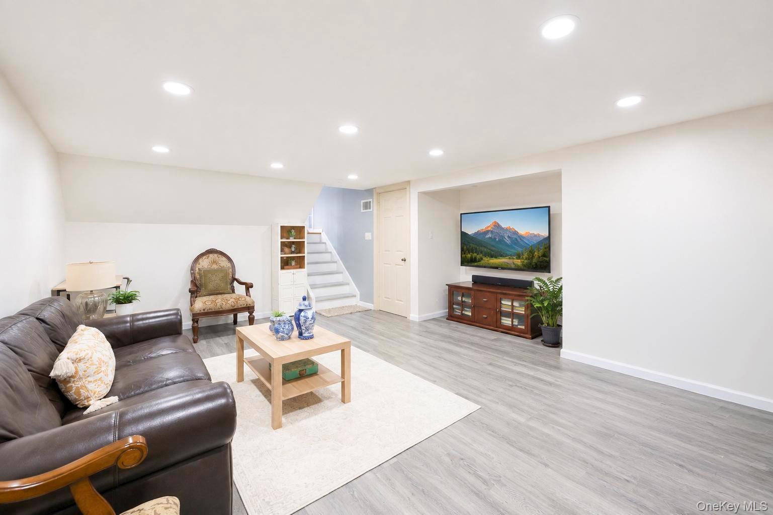 49 Village Drive – For Sale photo 33