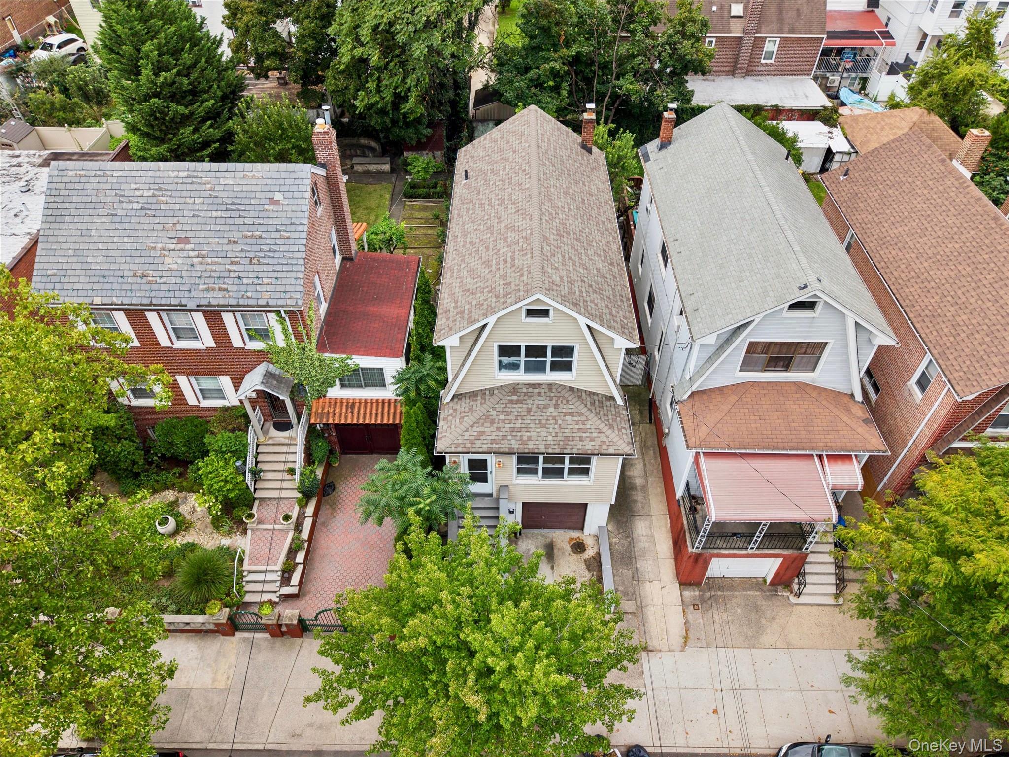 1631 Paulding Avenue – For Sale photo 5