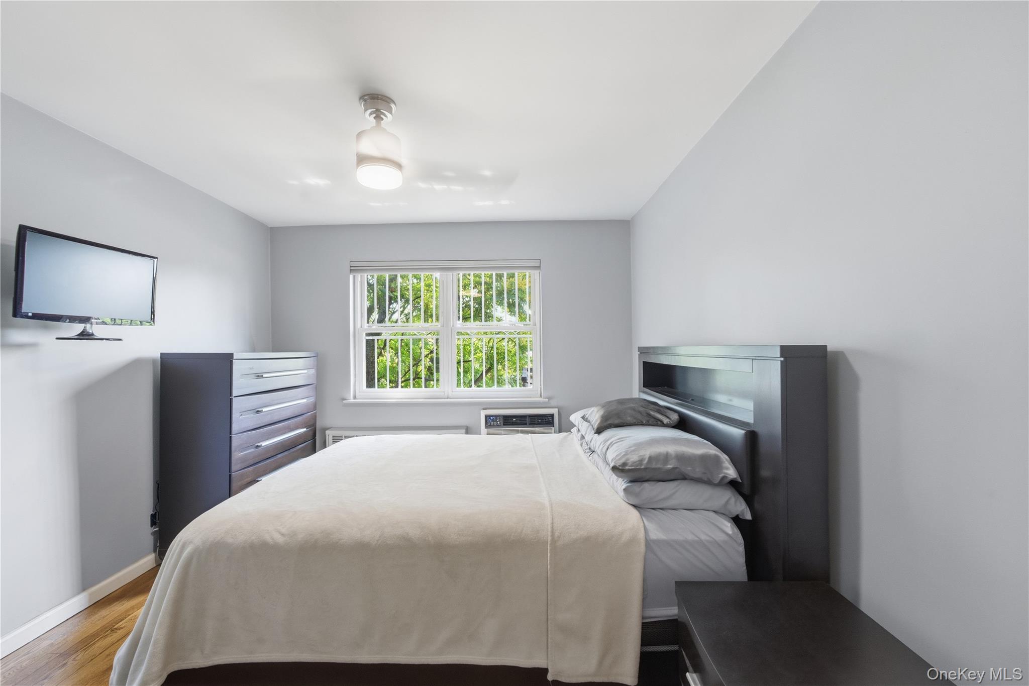 59-17 Kissena Boulevard, Unit 3FL photo 7