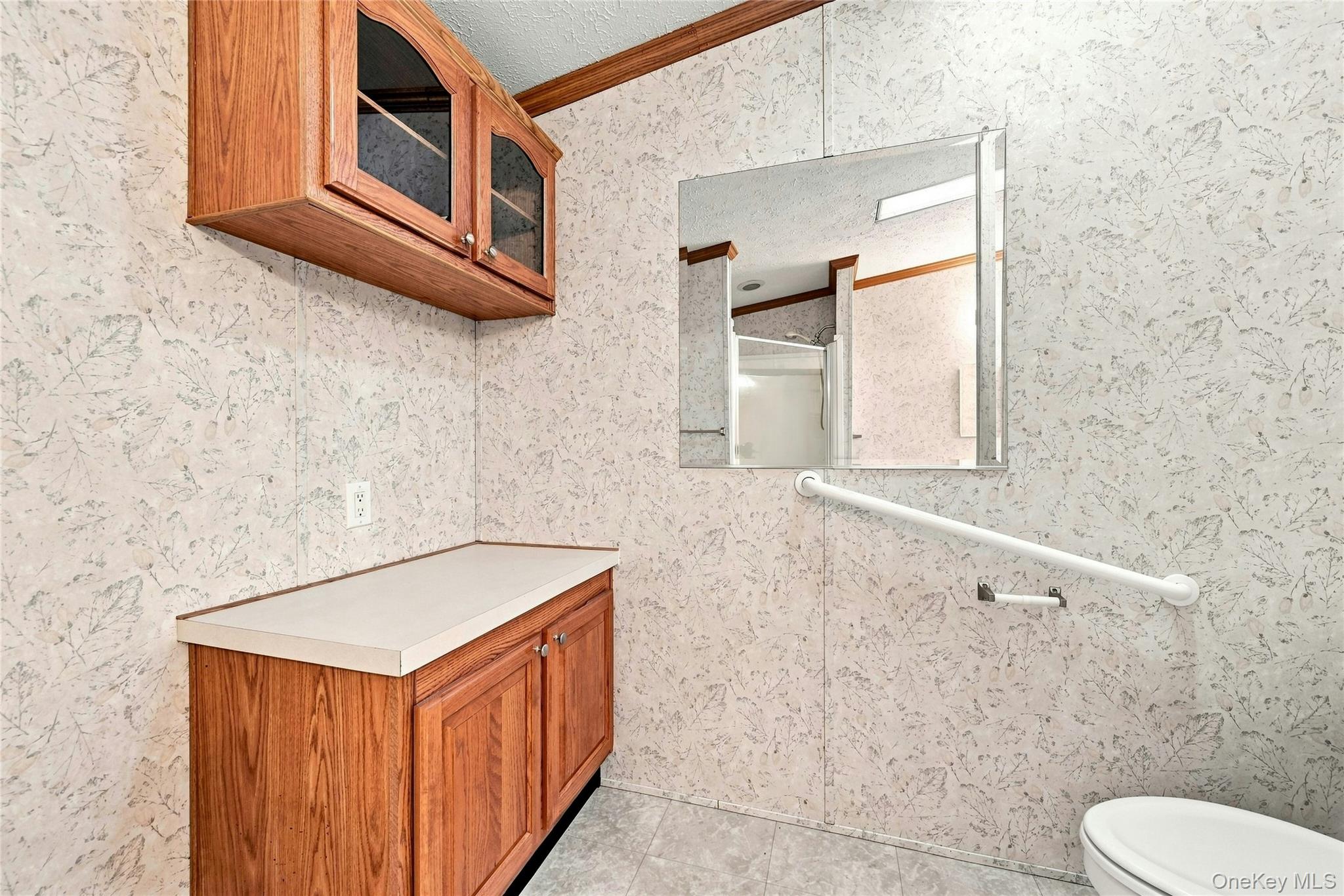 638 Fresh Pond Avenue, Unit 320 photo 20