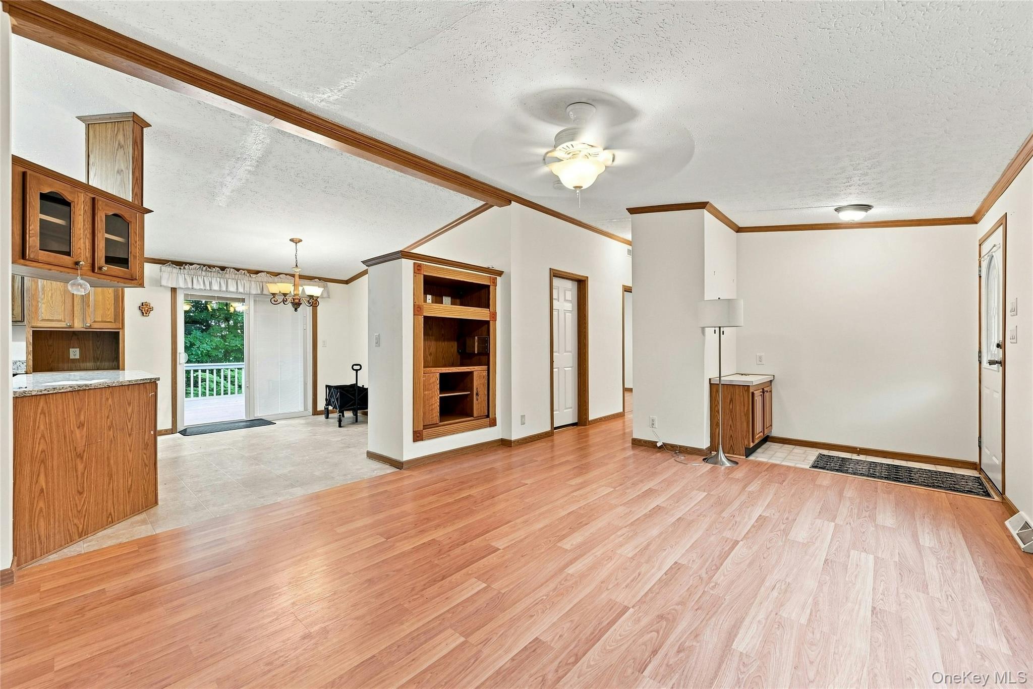 638 Fresh Pond Avenue, Unit 320 photo 6