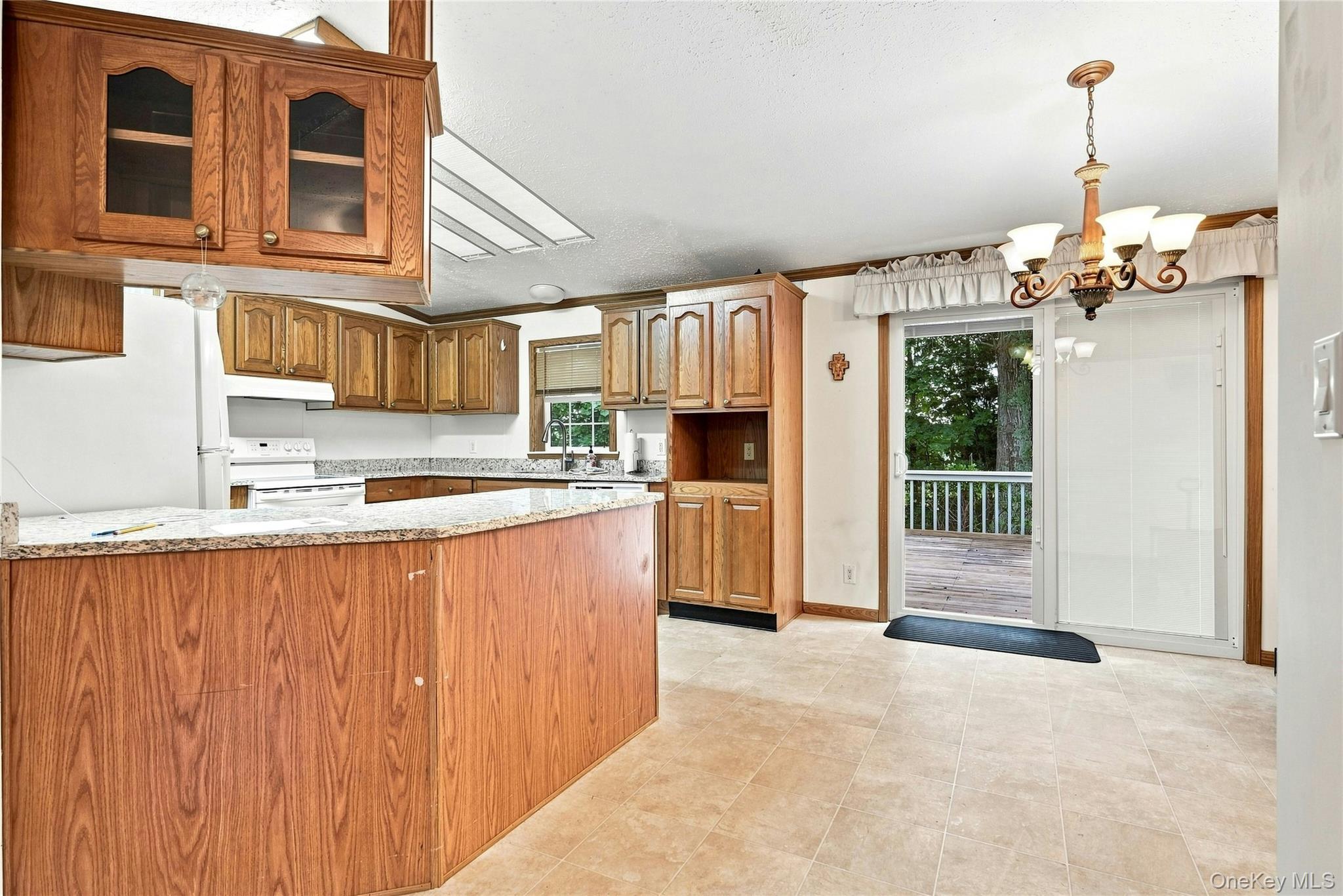 638 Fresh Pond Avenue, Unit 320 photo 8