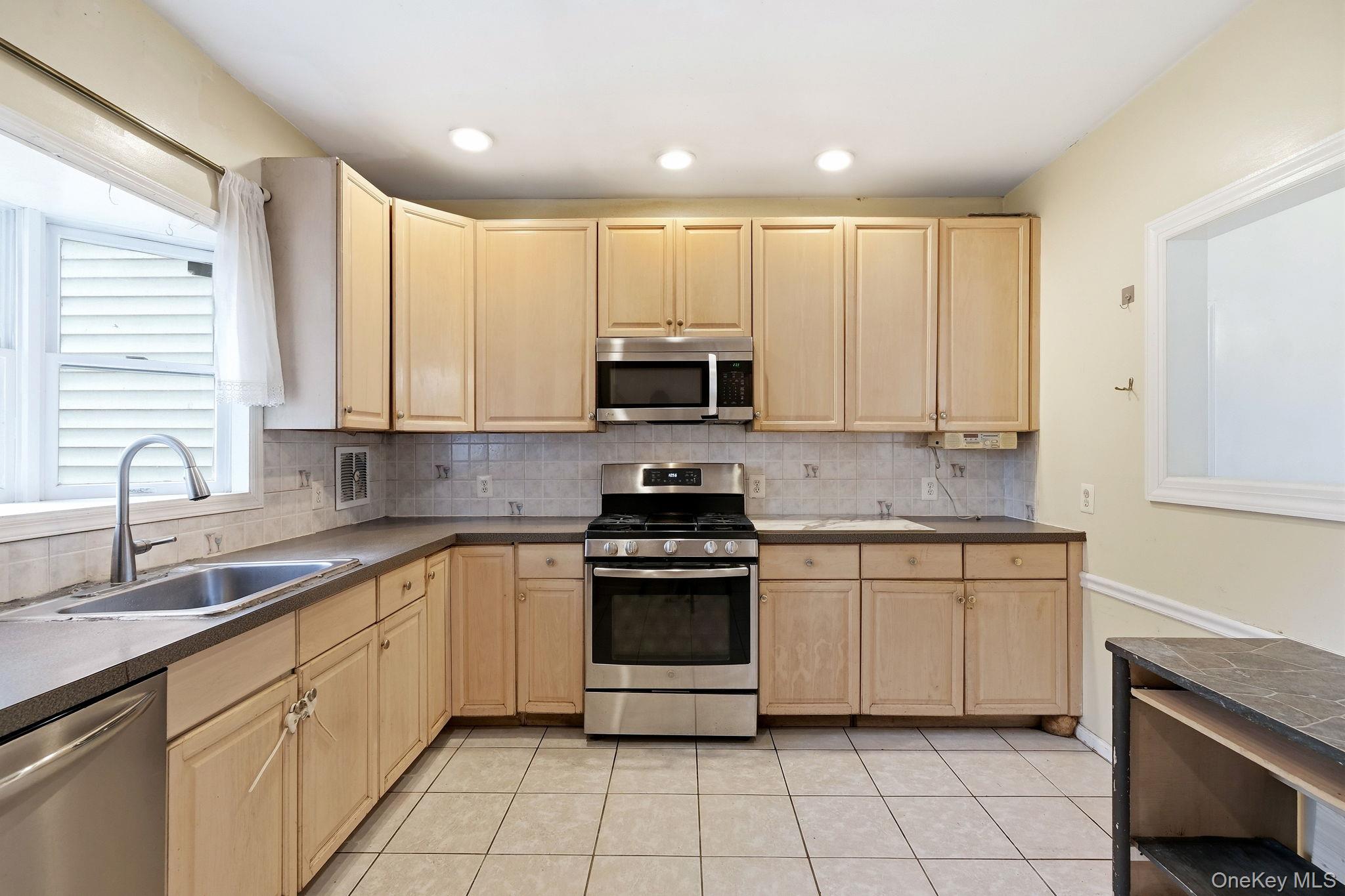 105 N Corona Avenue – For Sale photo 18