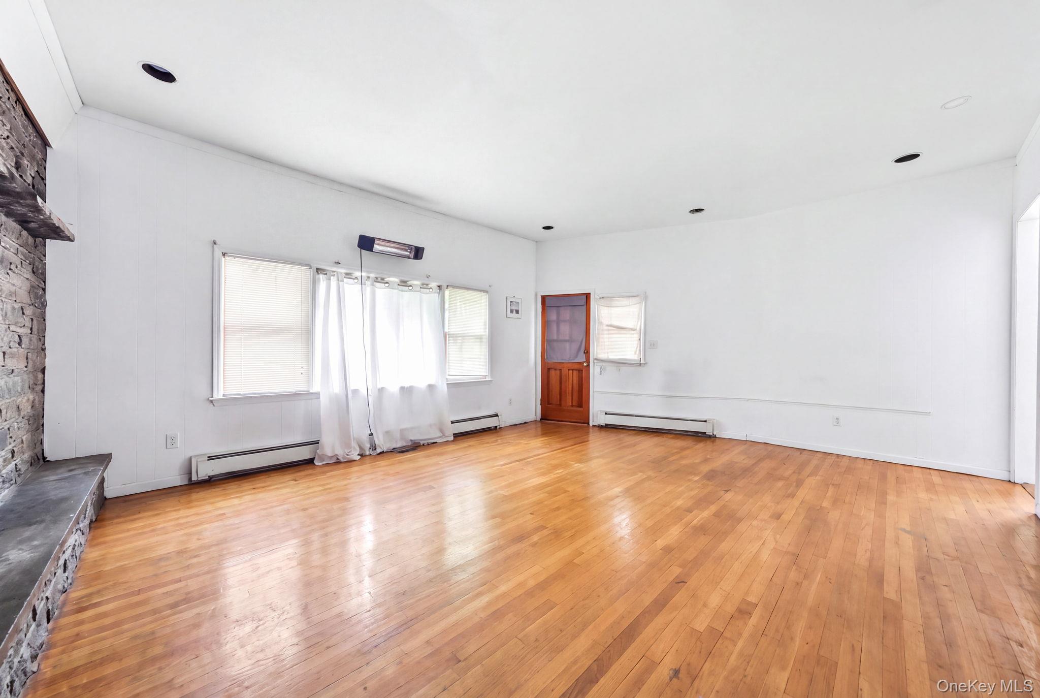 105 N Corona Avenue – For Sale photo 23