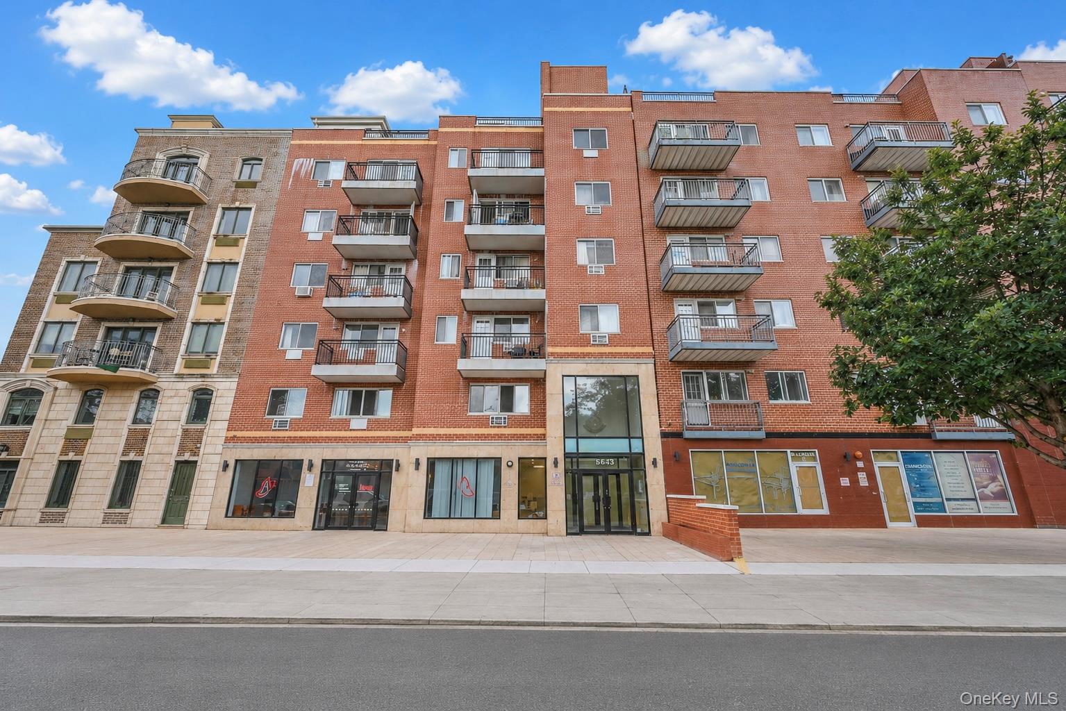 64-63 Austin Street, Unit #6c photo 2