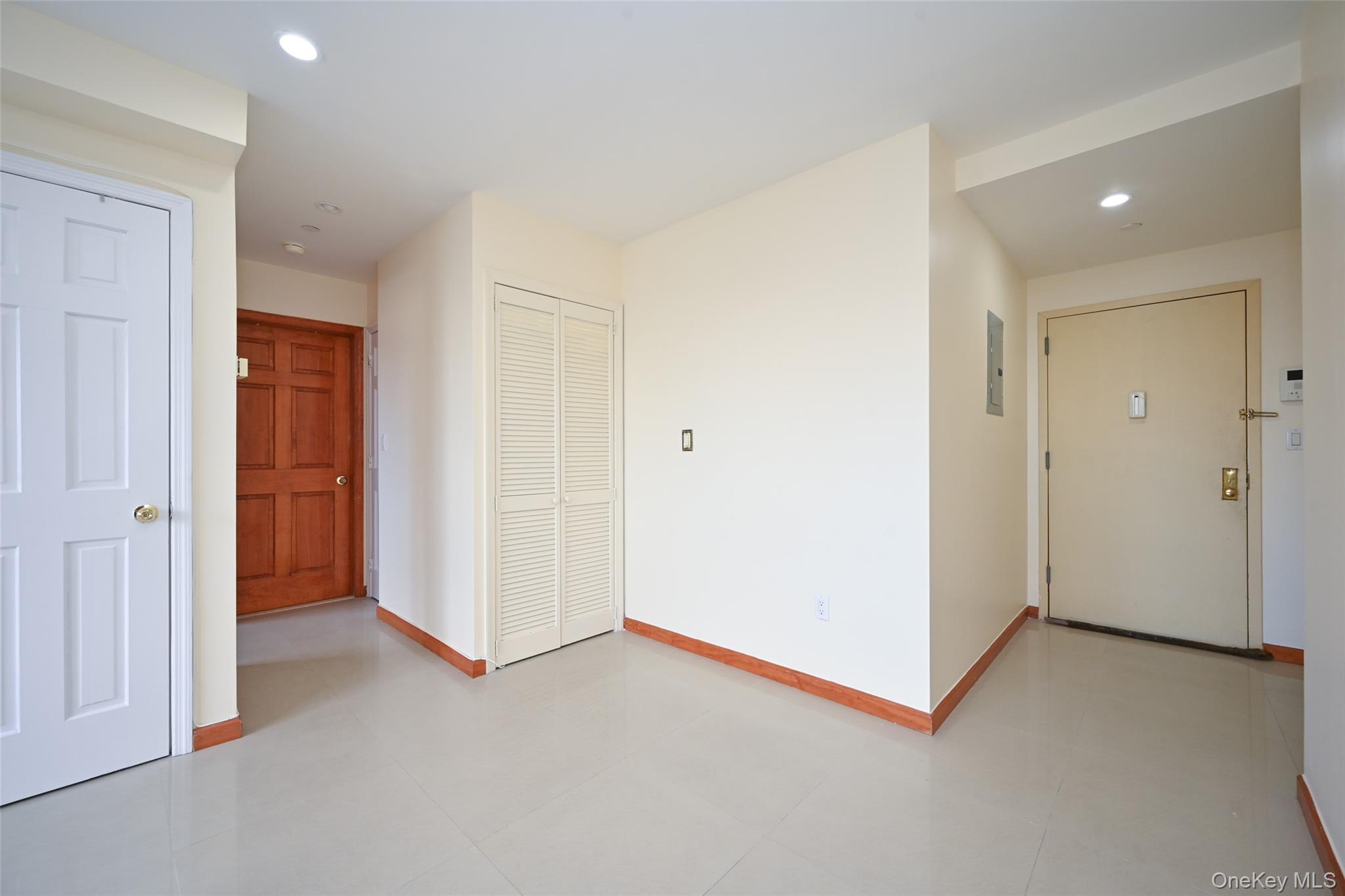 64-63 Austin Street, Unit #6c photo 9
