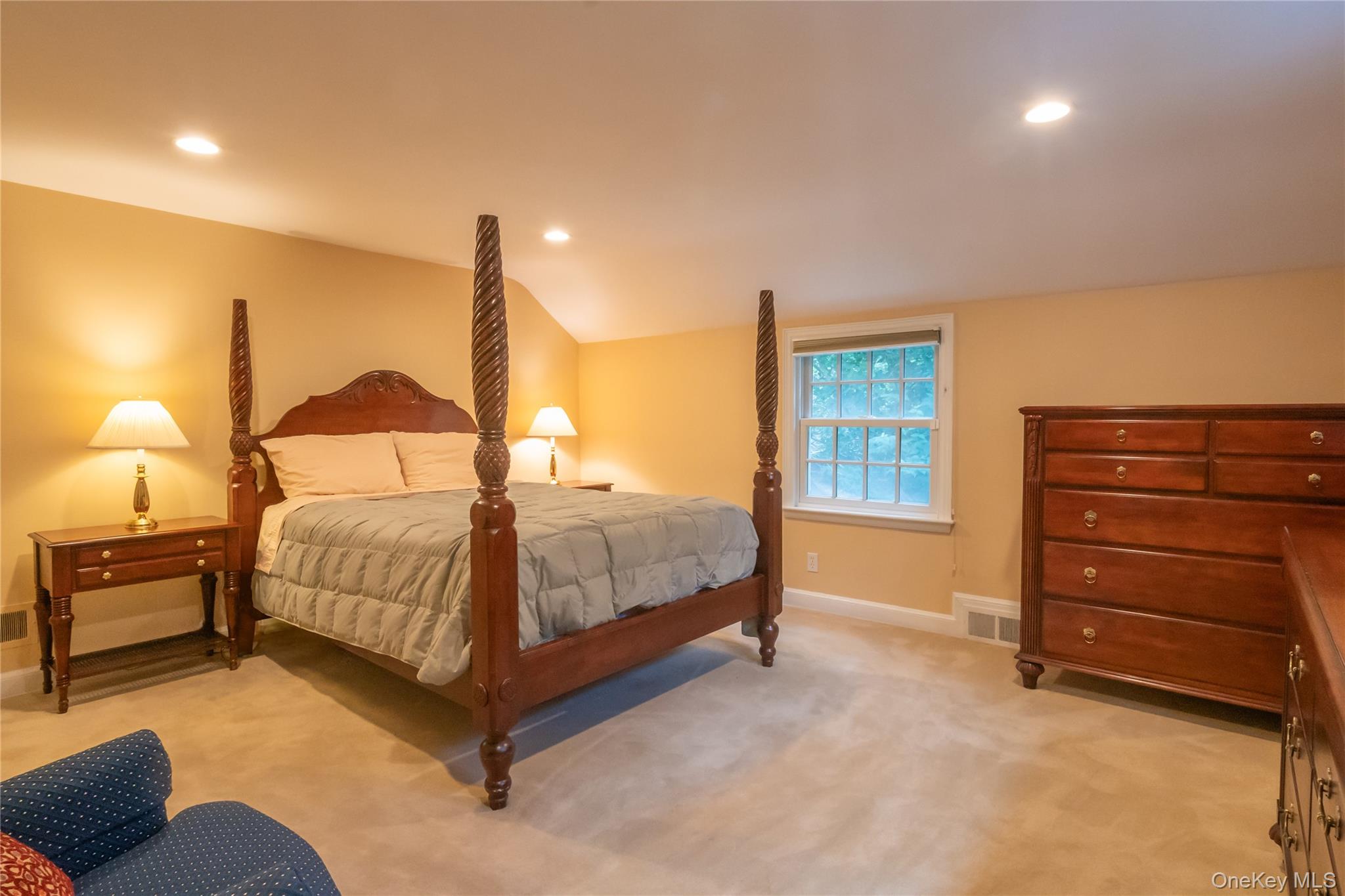 35 Marcourt Drive – For Sale photo 3