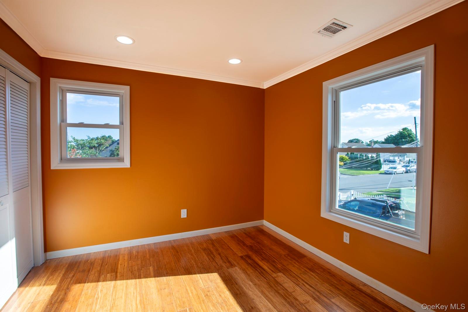 305 S Strong Avenue – For Sale photo 11