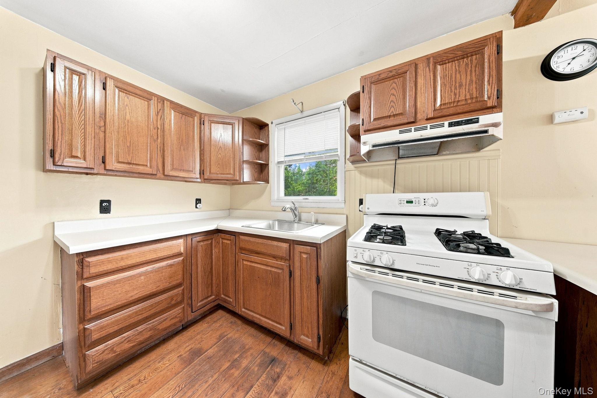 332 Bernas Road – For Sale photo 11