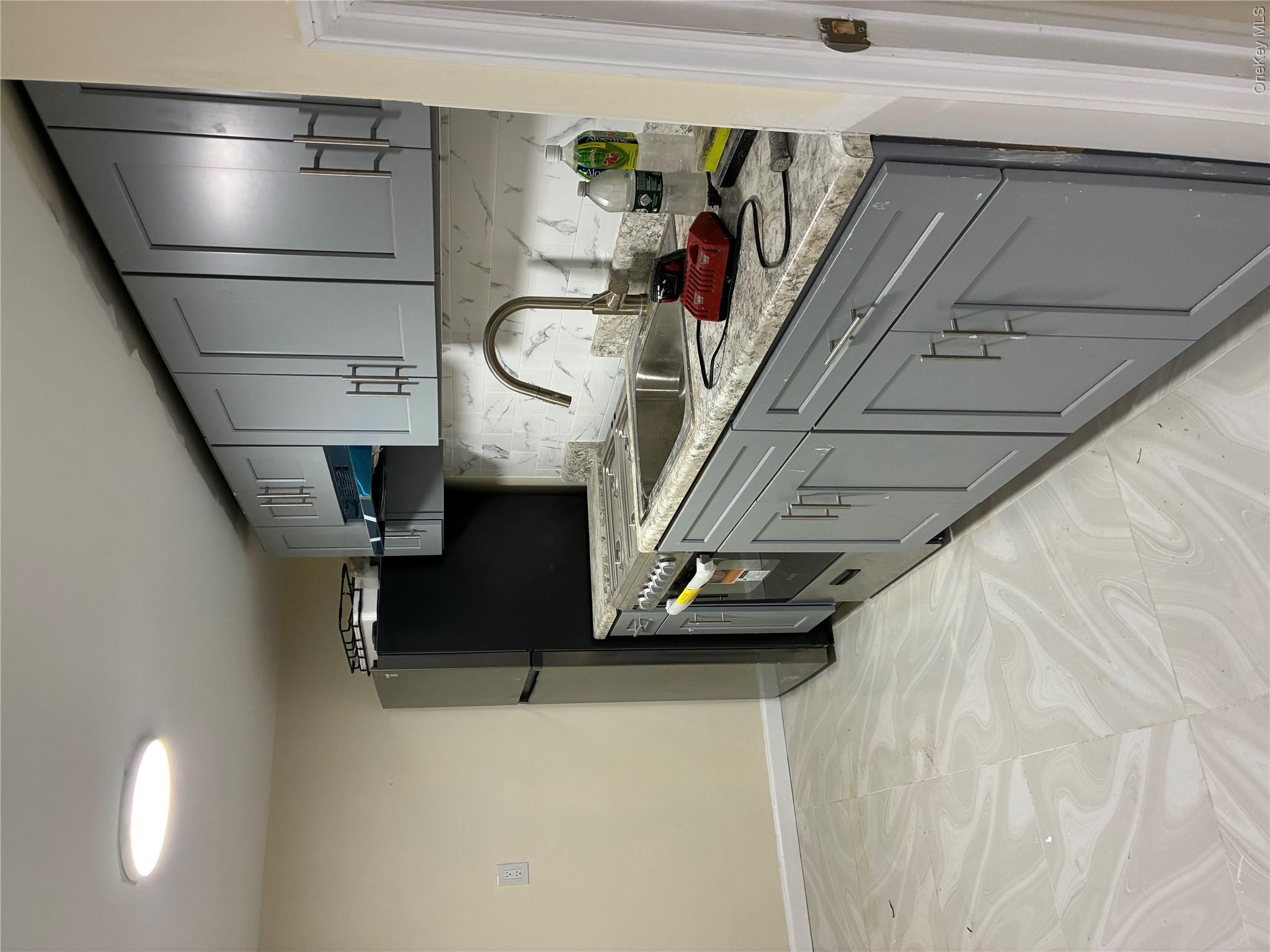 205-15 111th Avenue – For Sale photo 4