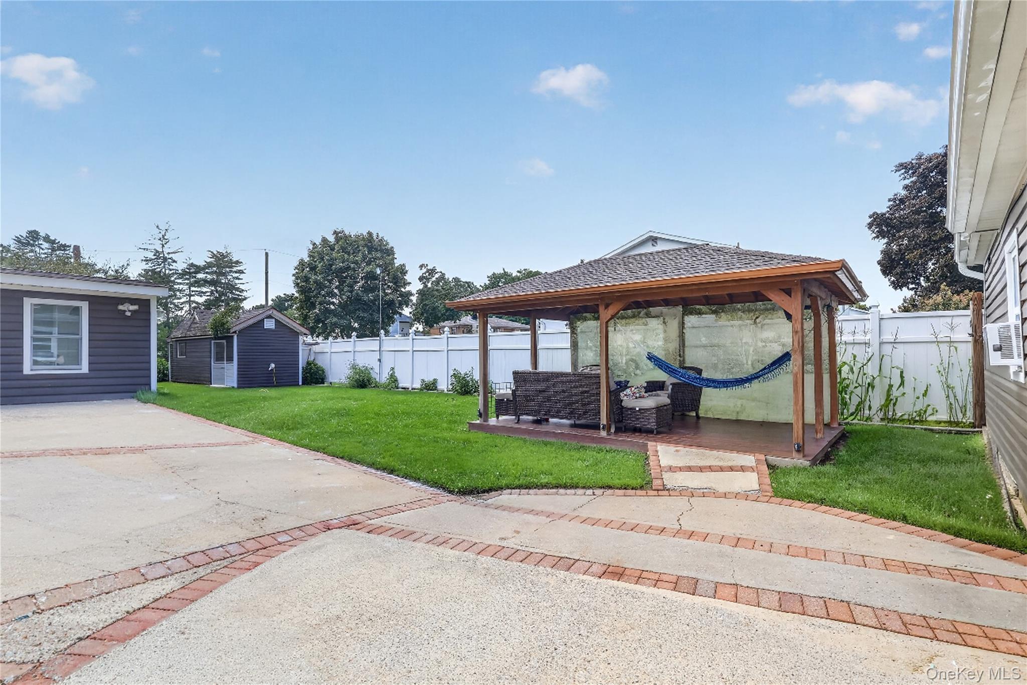 86 Washington Avenue – For Sale photo 16