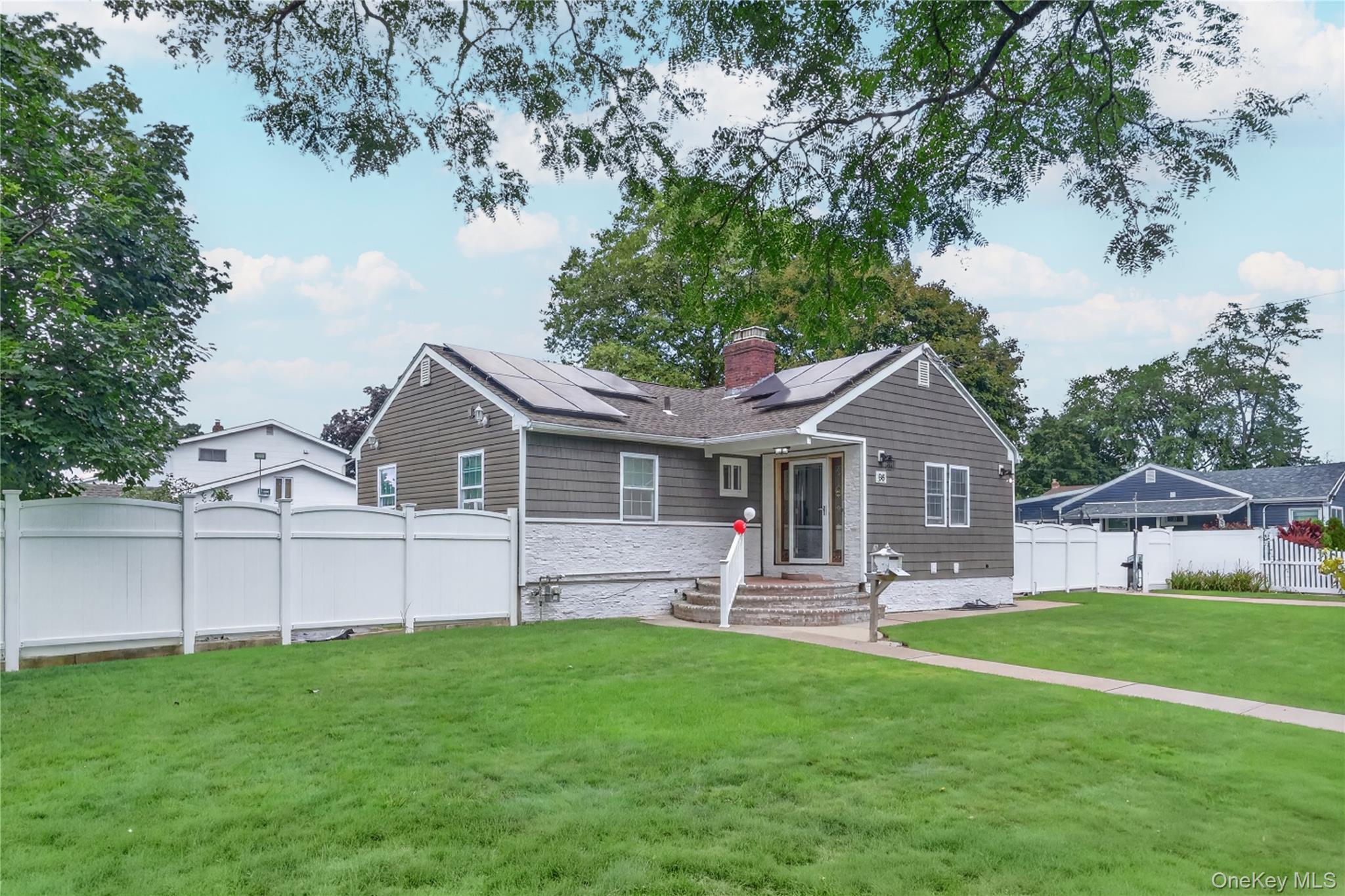 86 Washington Avenue – For Sale photo 2