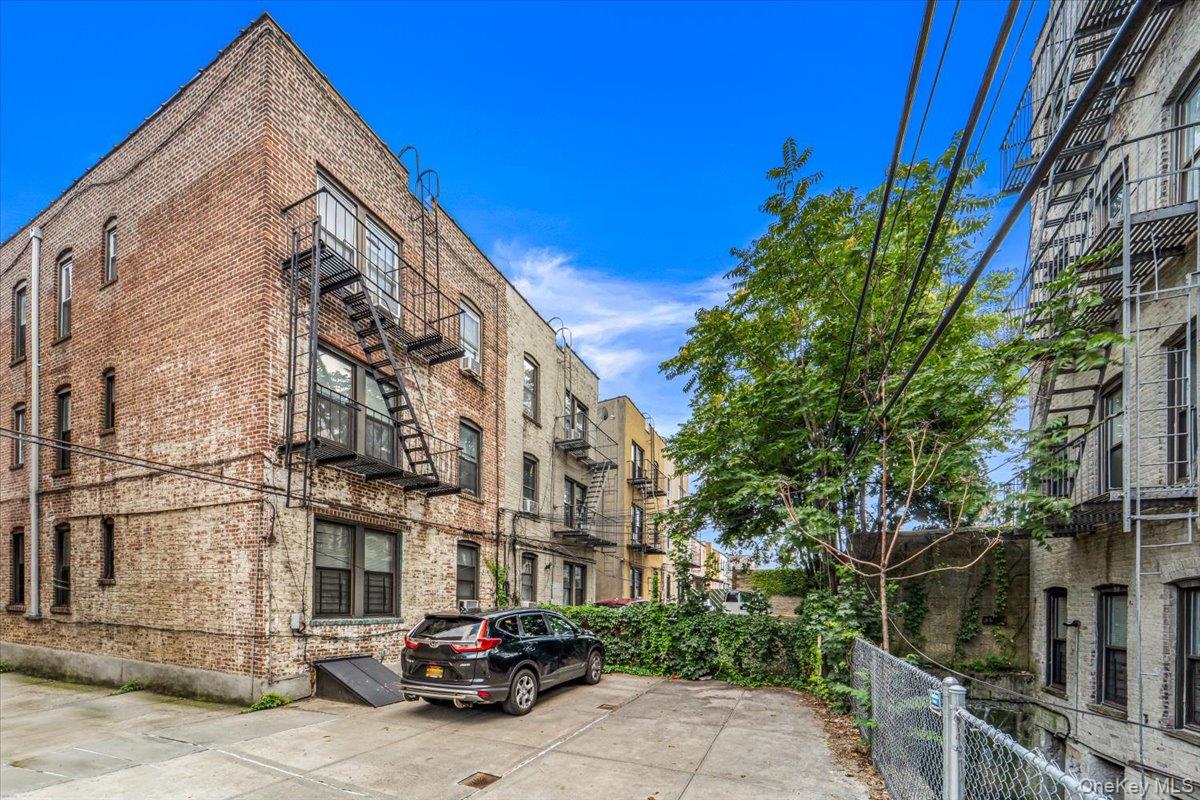 32-10 82 Street – For Sale photo 23