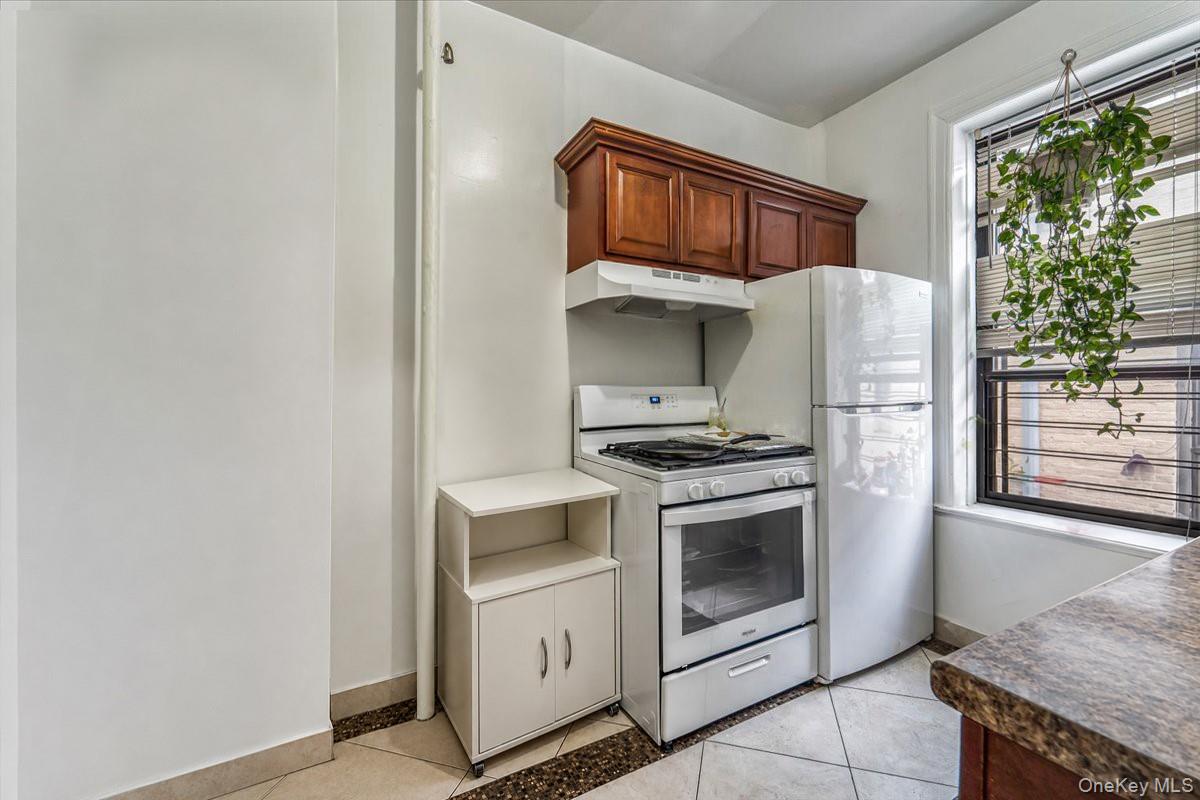 32-10 82 Street – For Sale photo 17