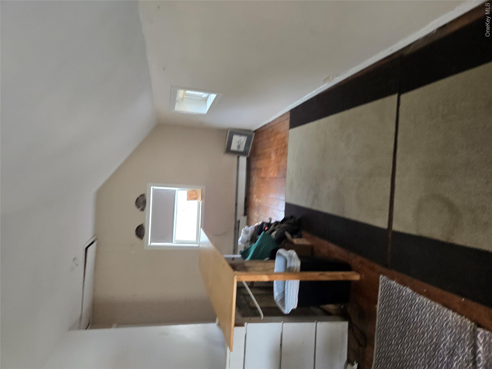 6 Cross Road – For Sale photo 7