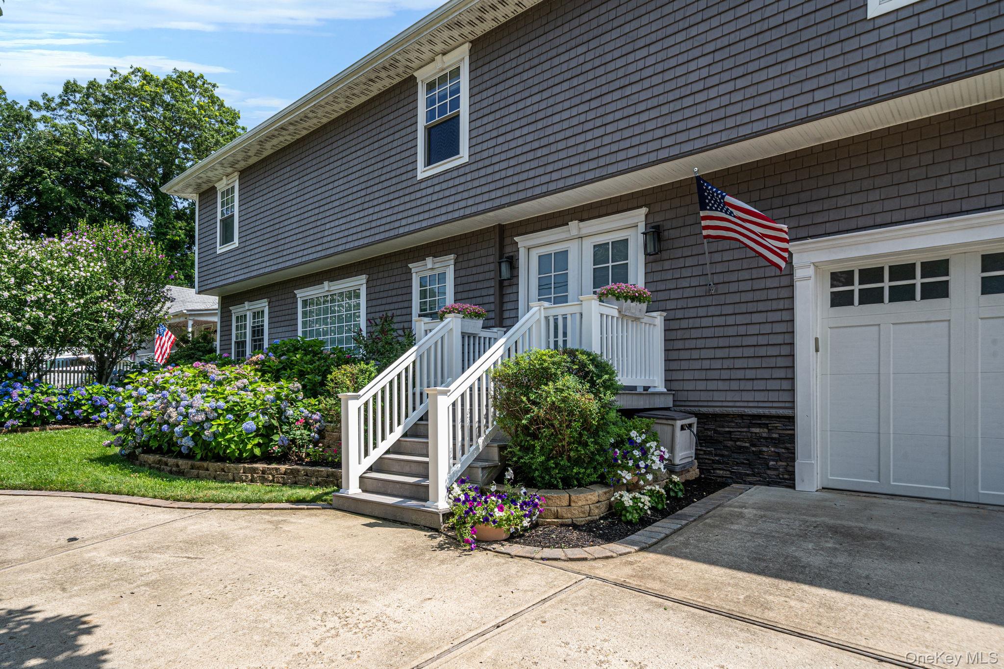 11 Elm Street – For Sale photo 3