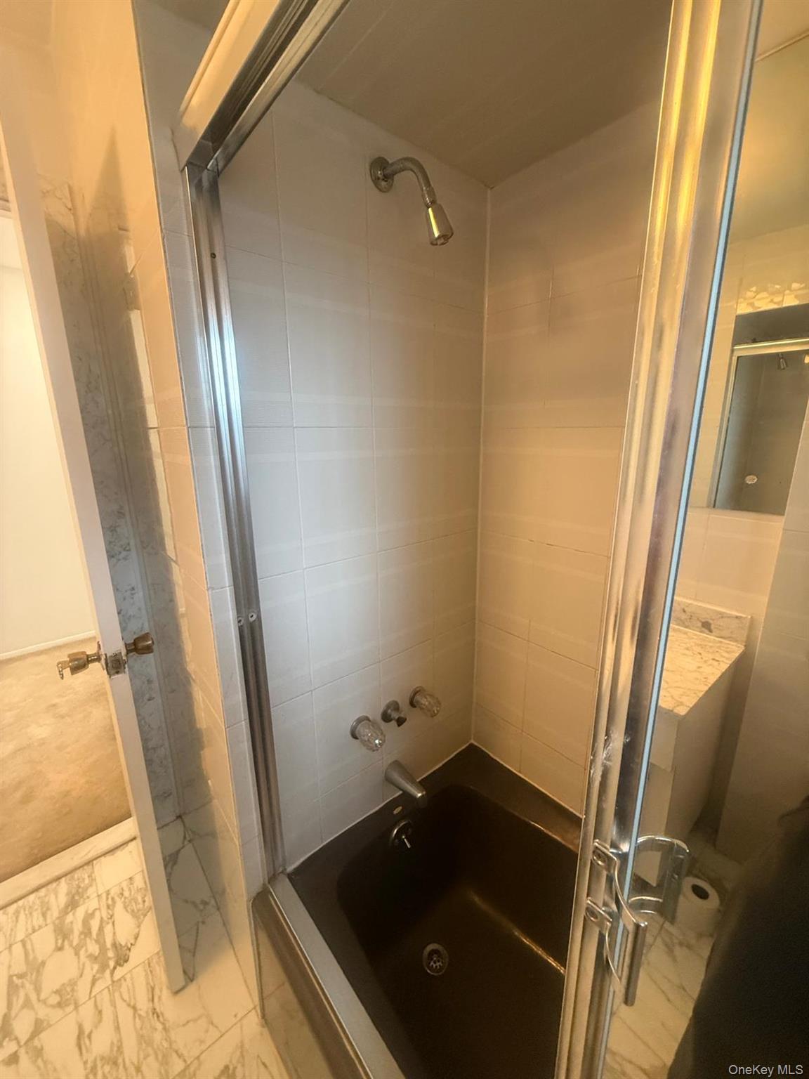 306 Hamilton Avenue, Unit 2nd Floor photo 17